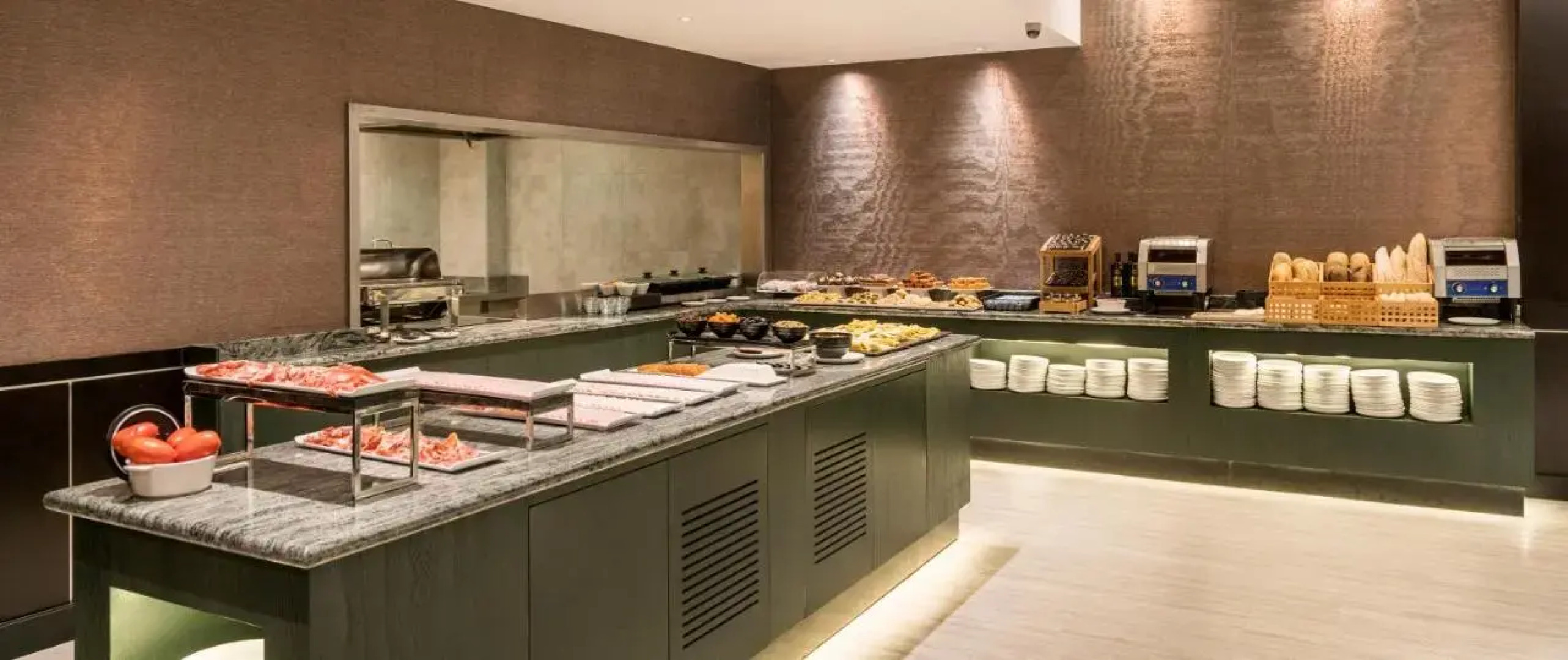 Отель Ilunion Malaga