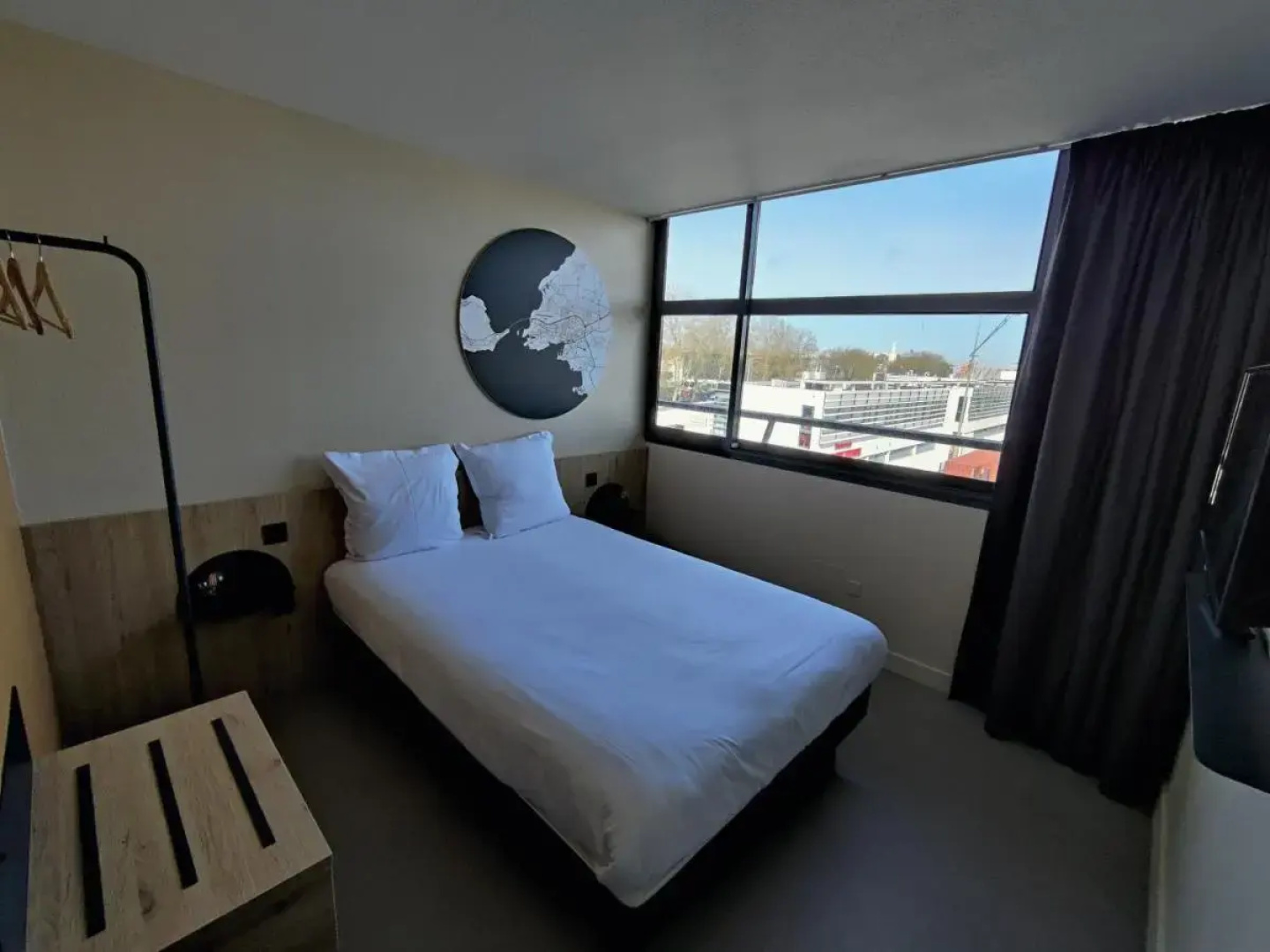 B&B HOTEL La Rochelle Centre les Minimes