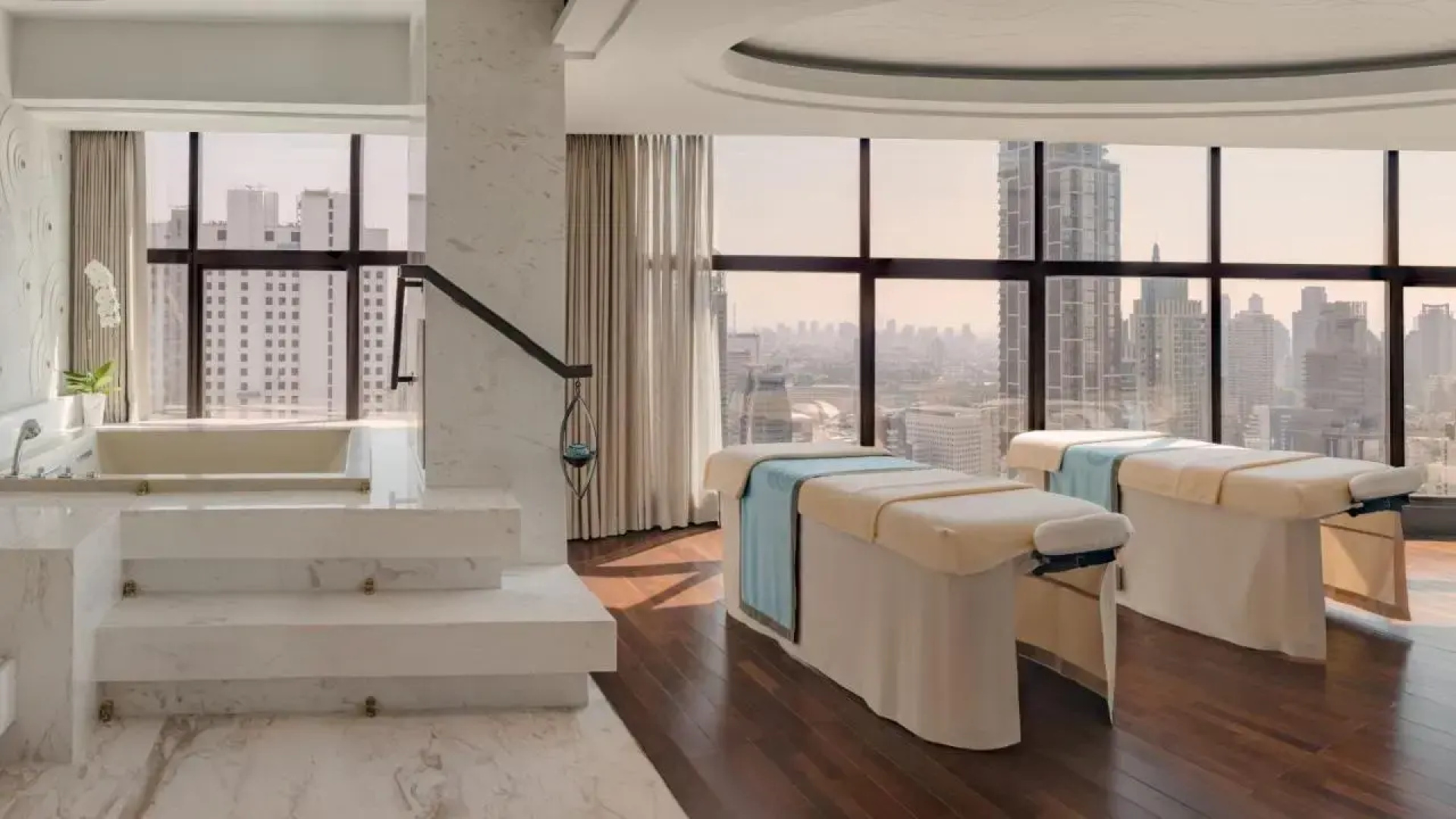 InterContinental Bangkok by IHG