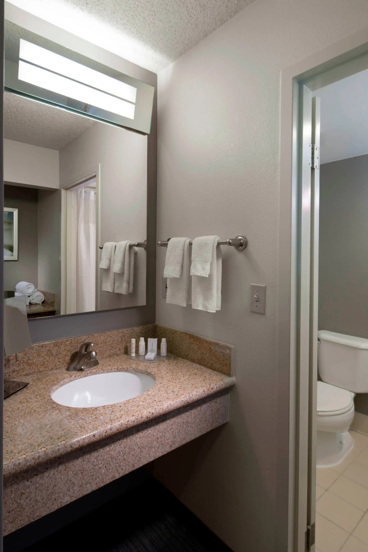 Sonesta Select Boca Raton Town Center