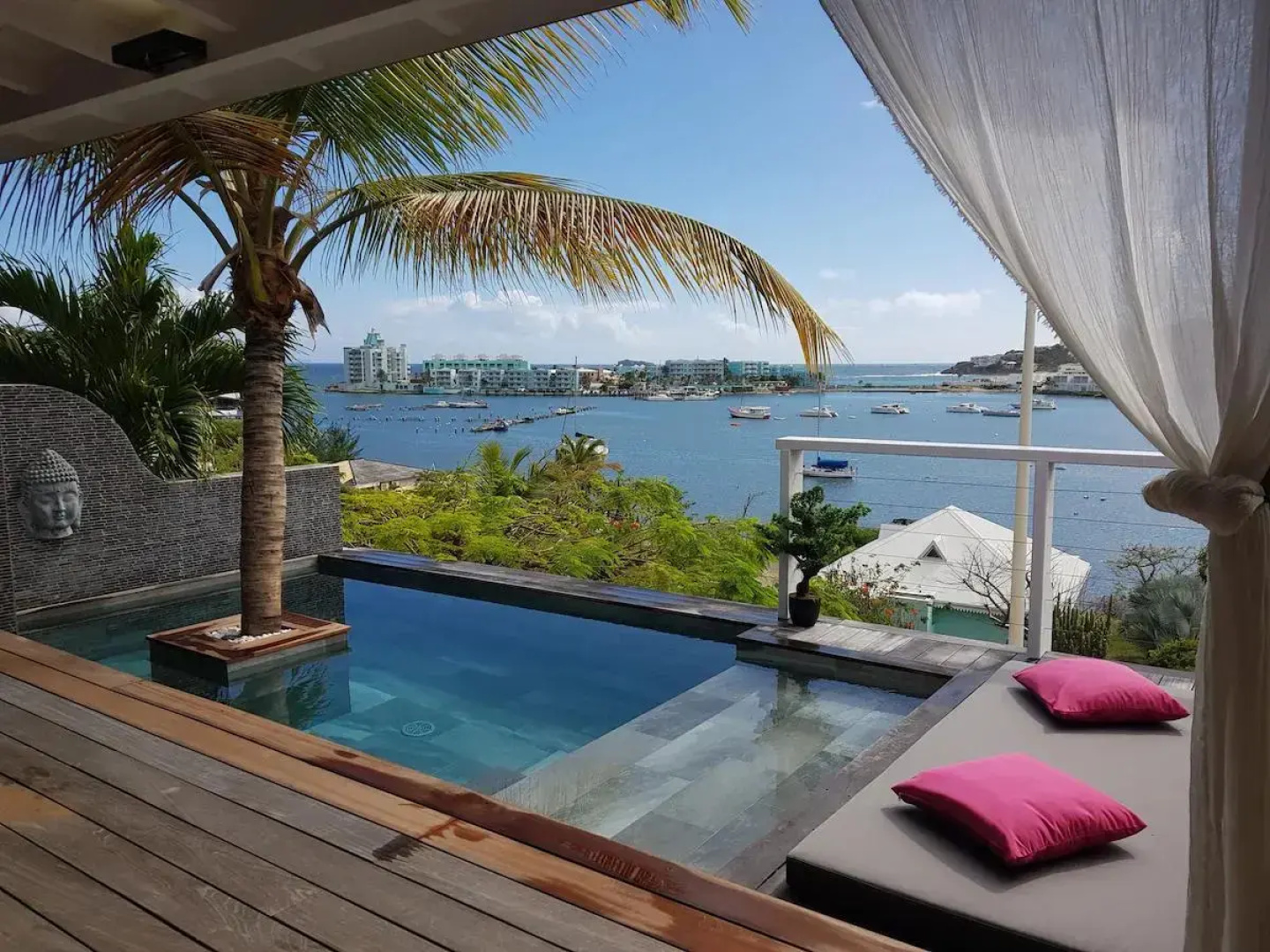 Les Balcons d'Oyster Pond