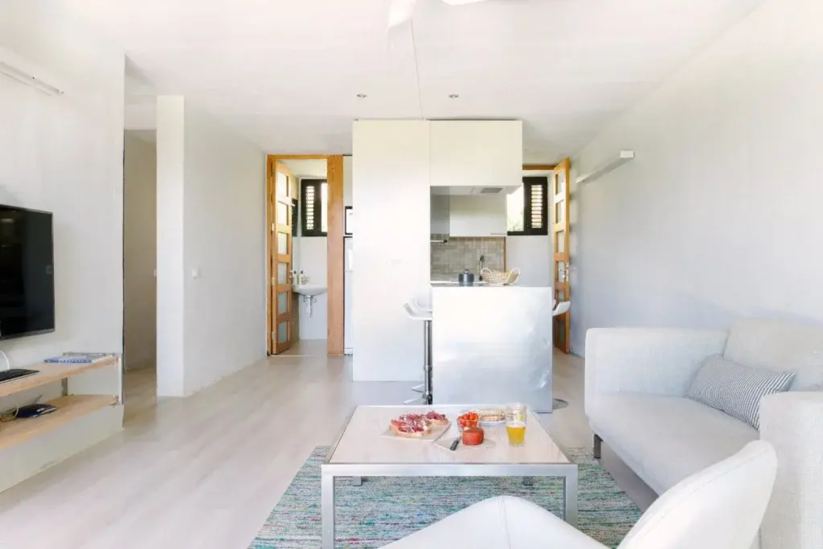 11 holiday homes