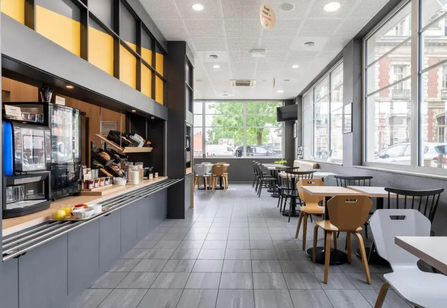 B&B HOTEL Lille Roubaix Campus Gare
