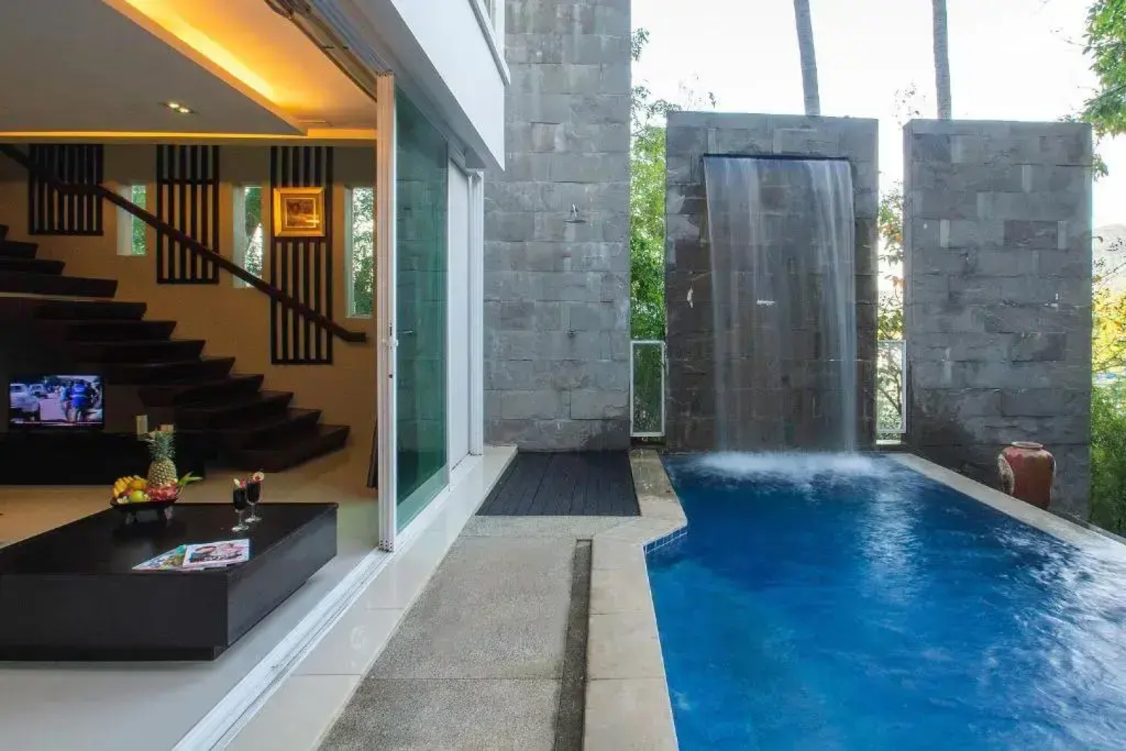 Peach Blossom Resort & Pool Villa