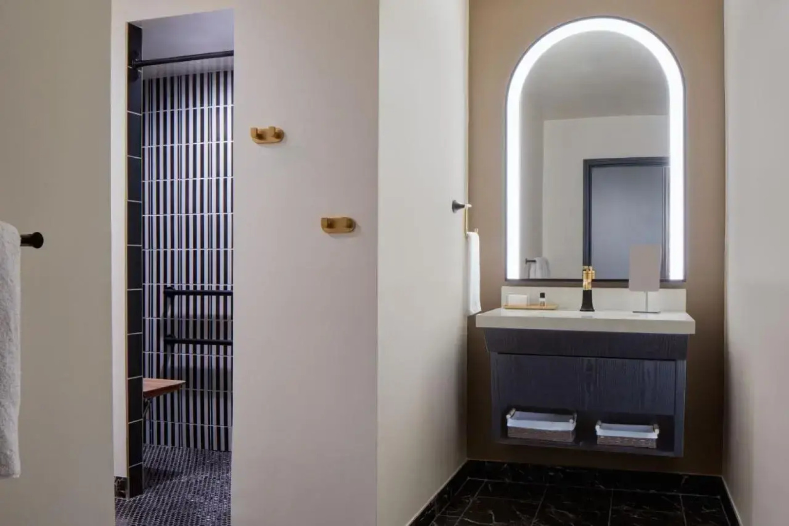 The Lasalle Hotel, Bryan College Station, A Tribute Portfolio Hotel