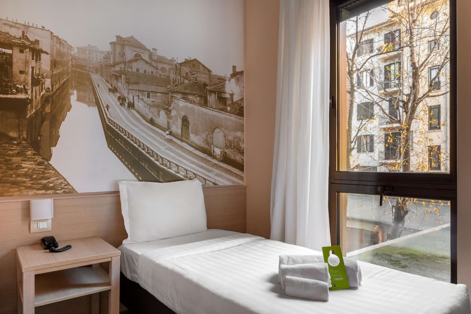Отель B&B Milano Portello