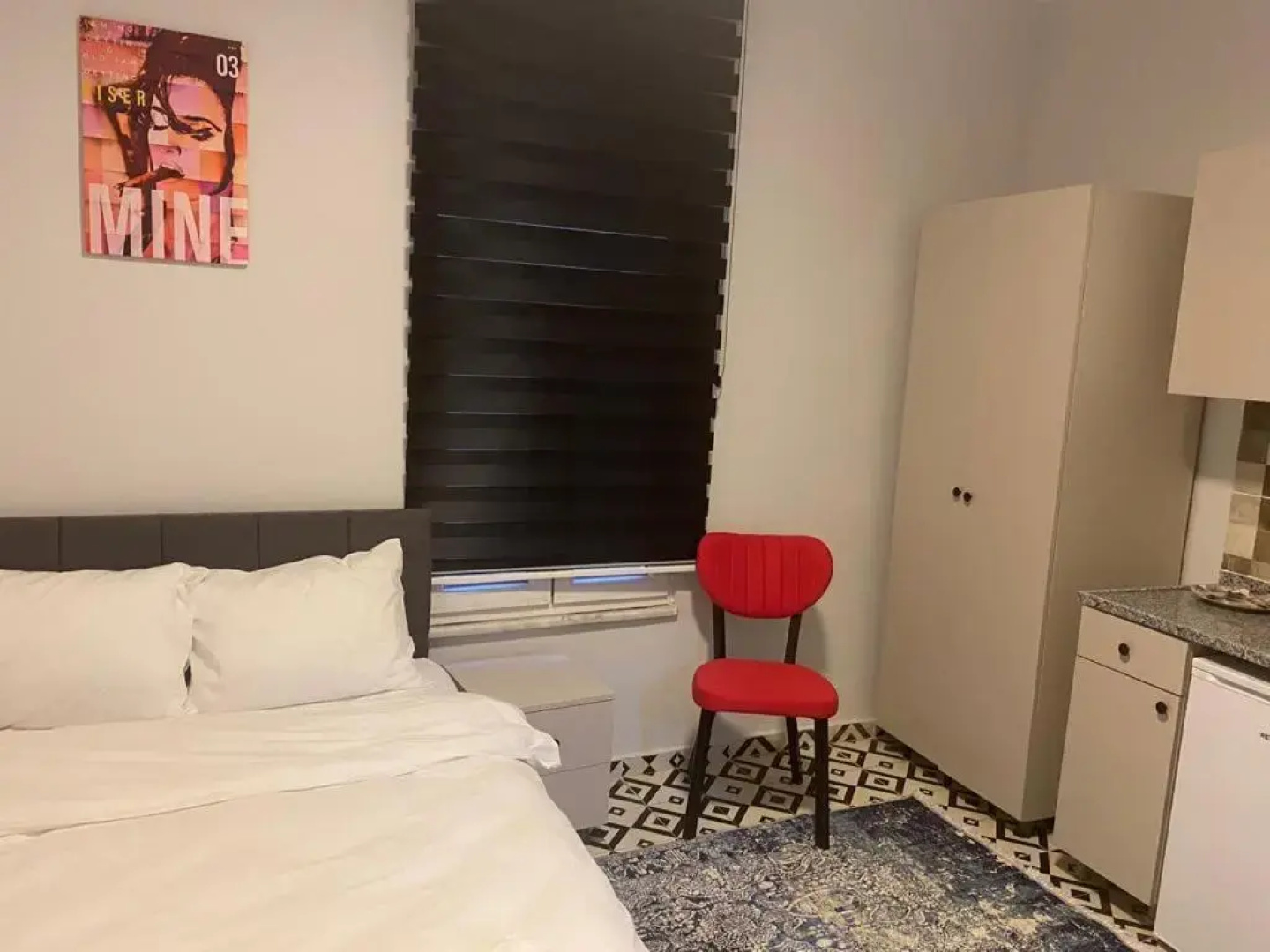 The Red Suite 29