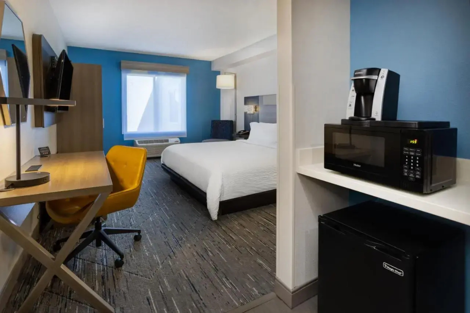 Holiday Inn Express Hotel & Suites New Tampa I-75 by IHG