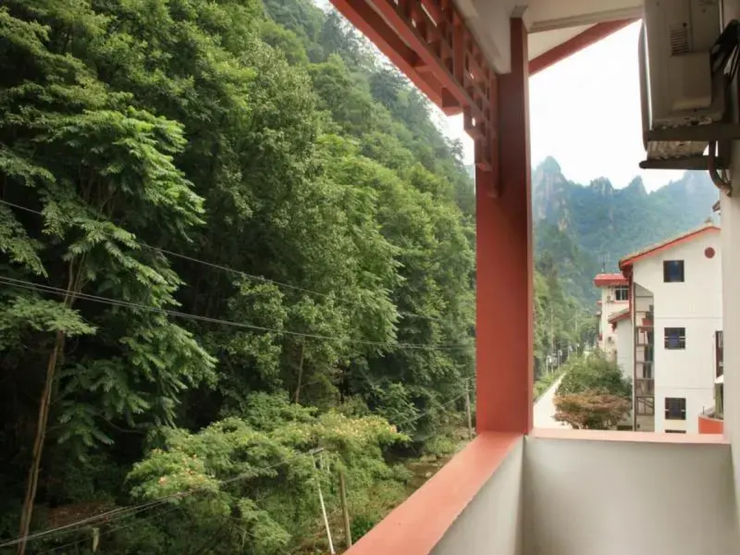 Zhangjiajie Forest Park Qinyuan Hotel