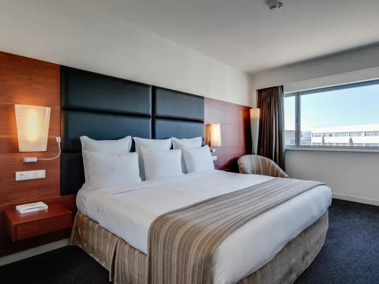 Отель Barcelona Airport