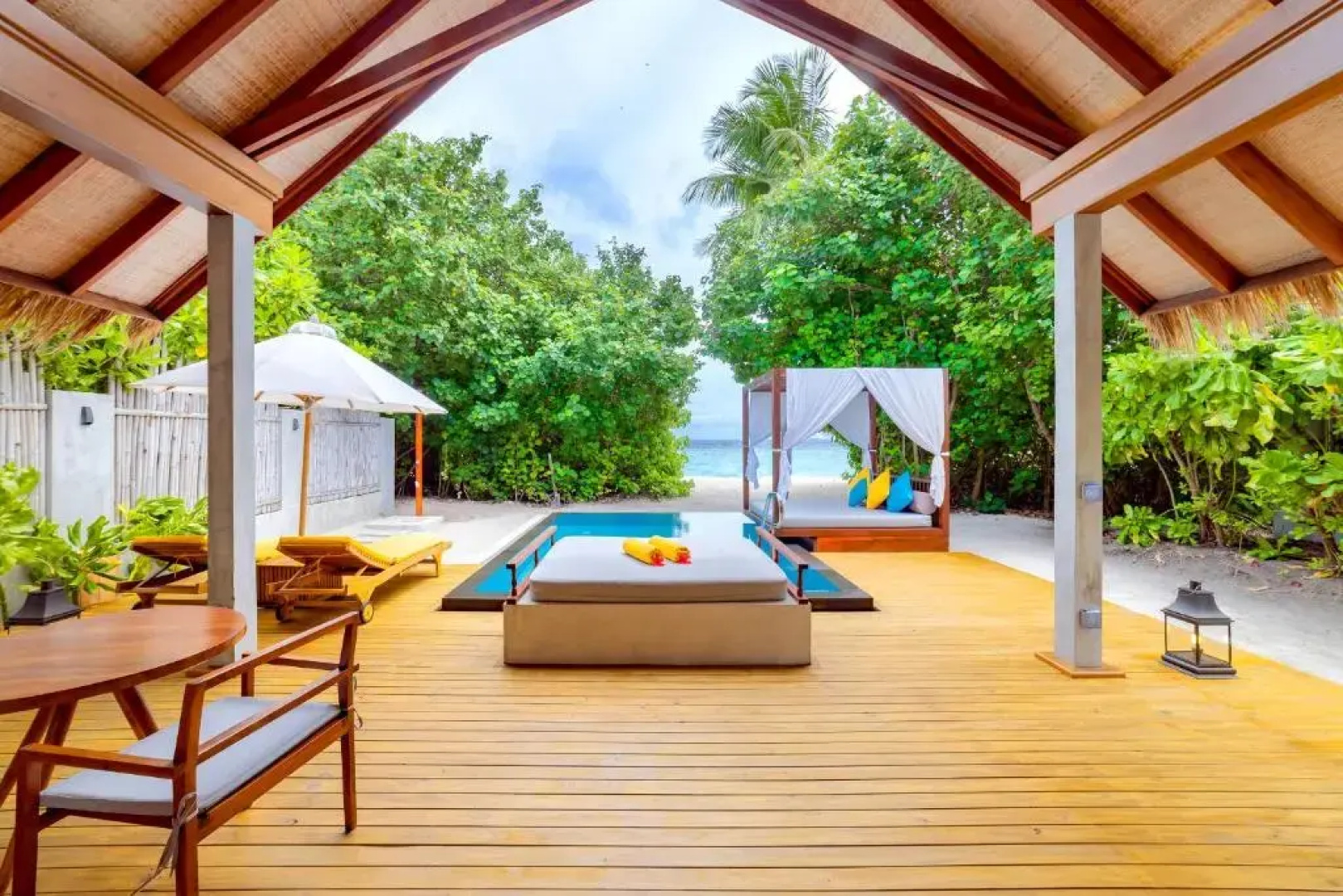 Отель Furaveri Maldives