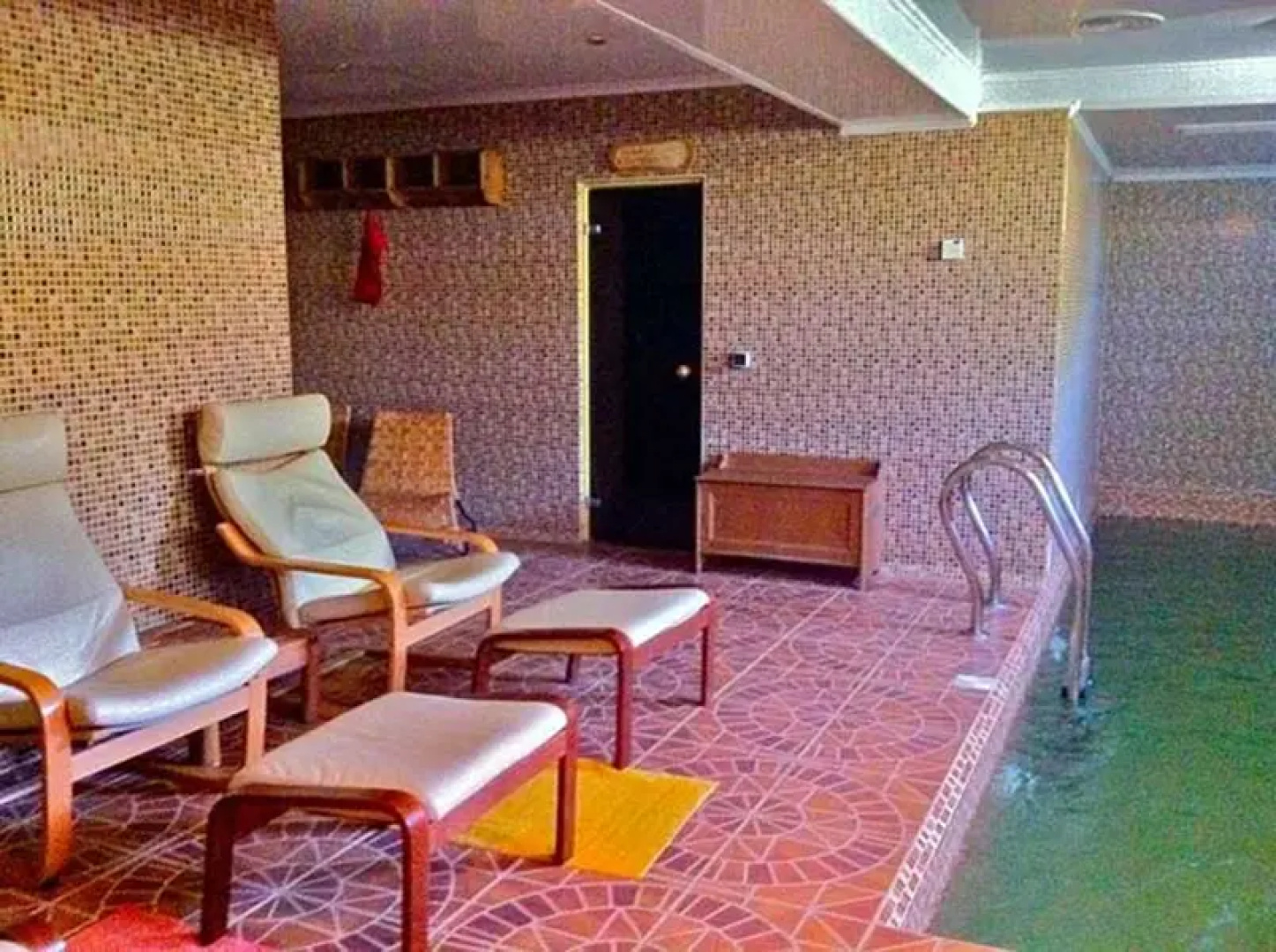 Astoria Club