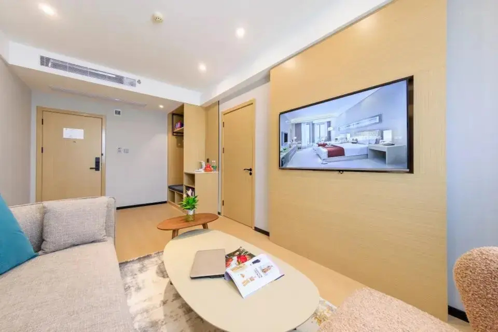 Capital Airport International Hotel