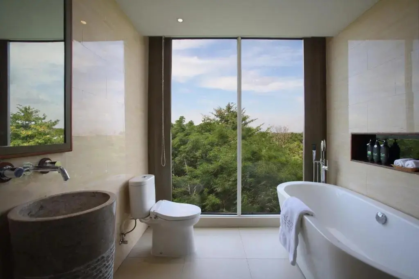 The Crystal Luxury Bay Resort Nusa Dua