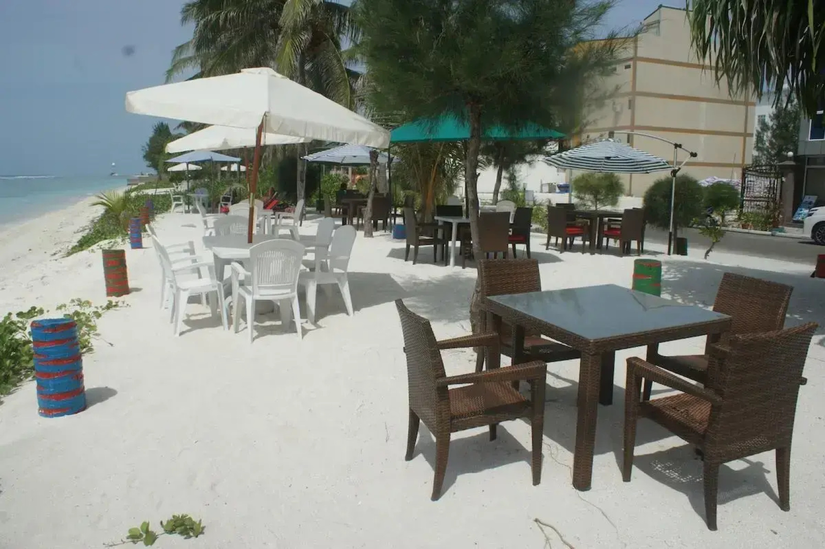 Отель Rivethi Beach 