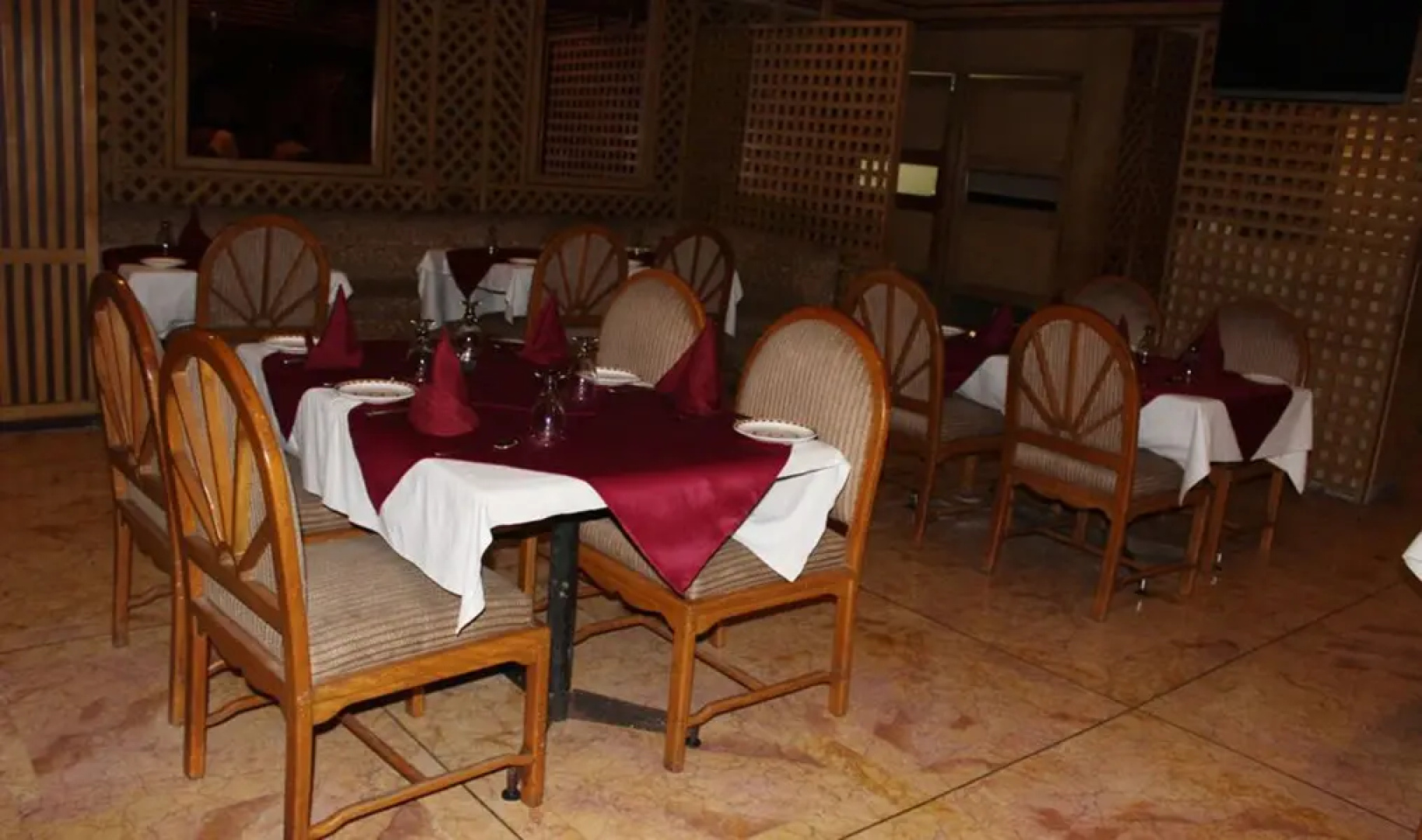 OYO Premium Sector 26 Madhya Marg