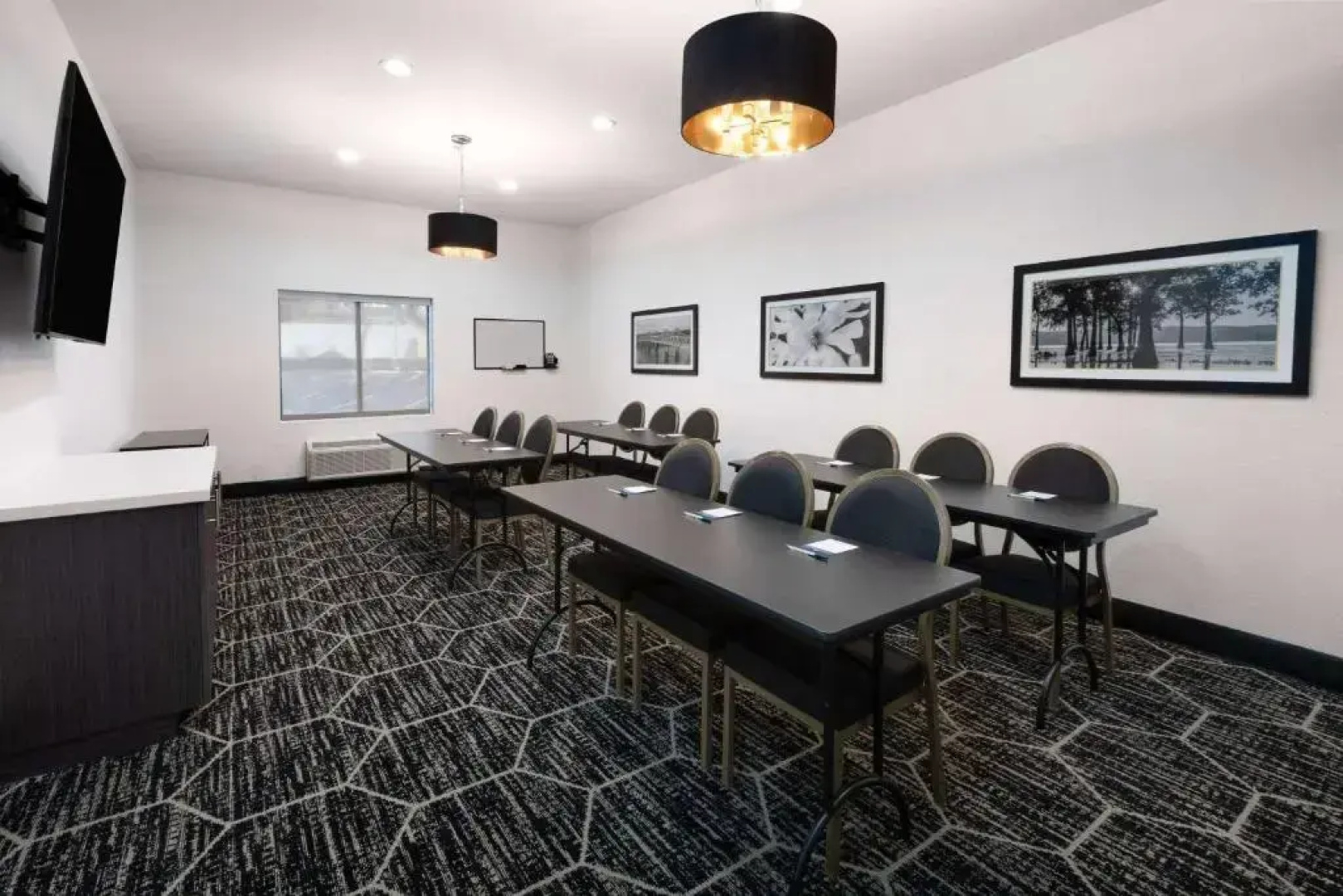 La Quinta Inn & Suites by Wyndham Meridian