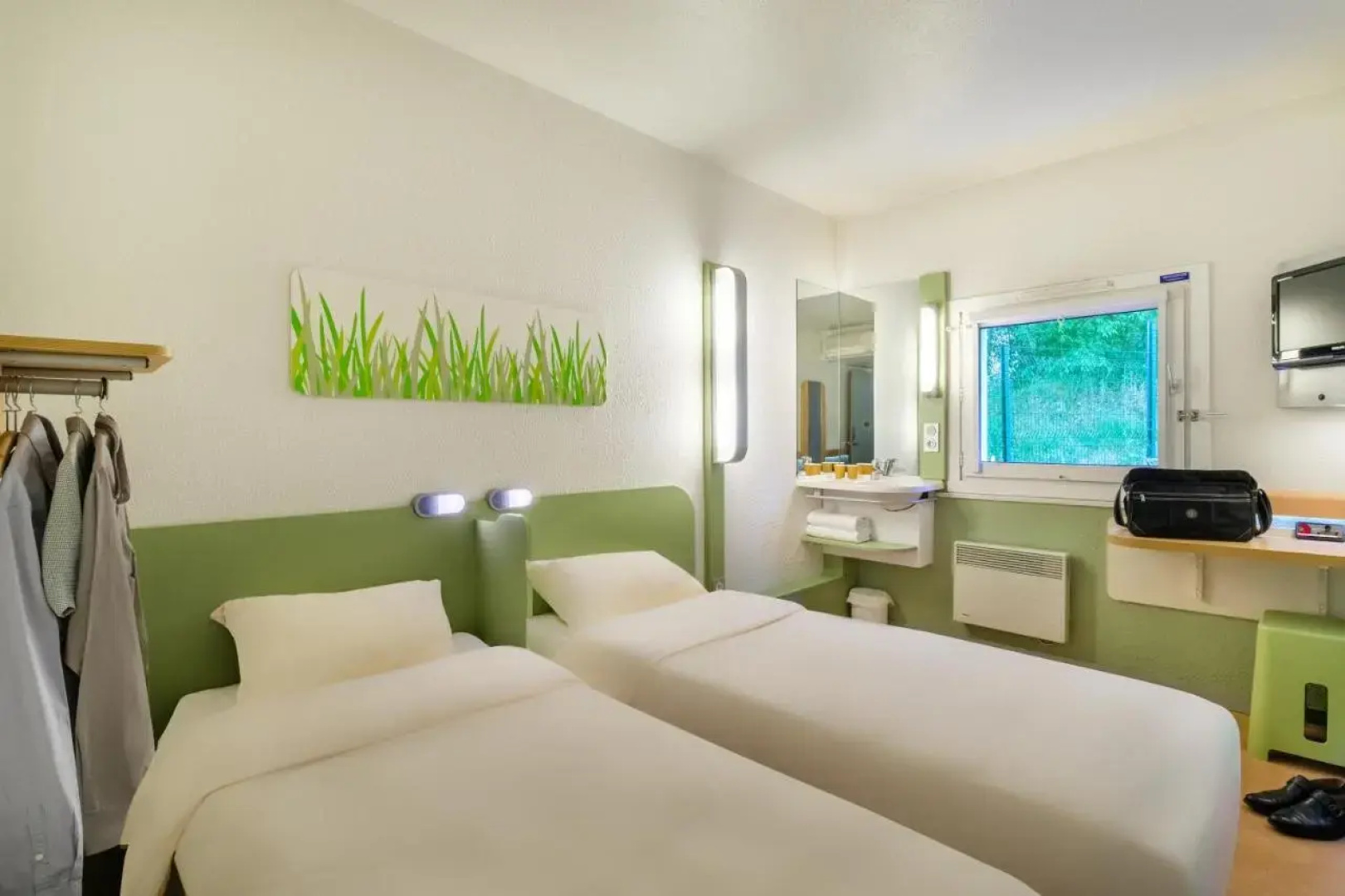 B&B HOTEL Cannes Mouans Sartoux