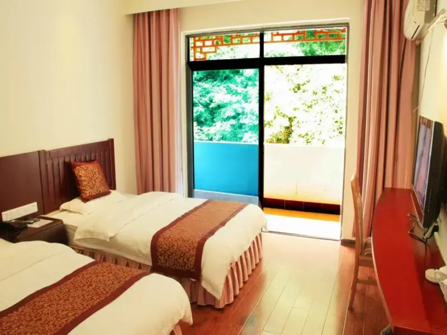 Zhangjiajie Forest Park Qinyuan Hotel