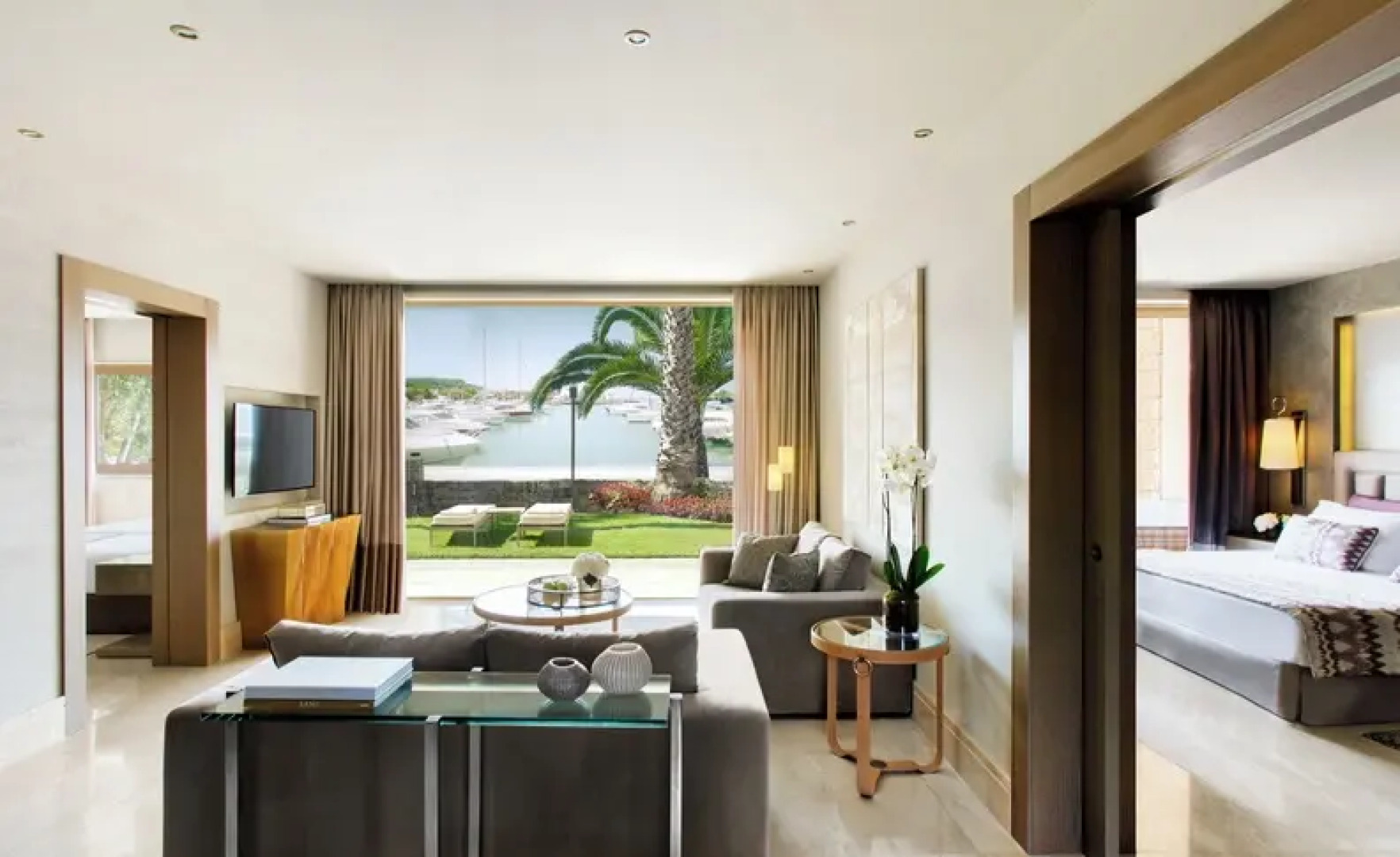 Sani Asterias Suites