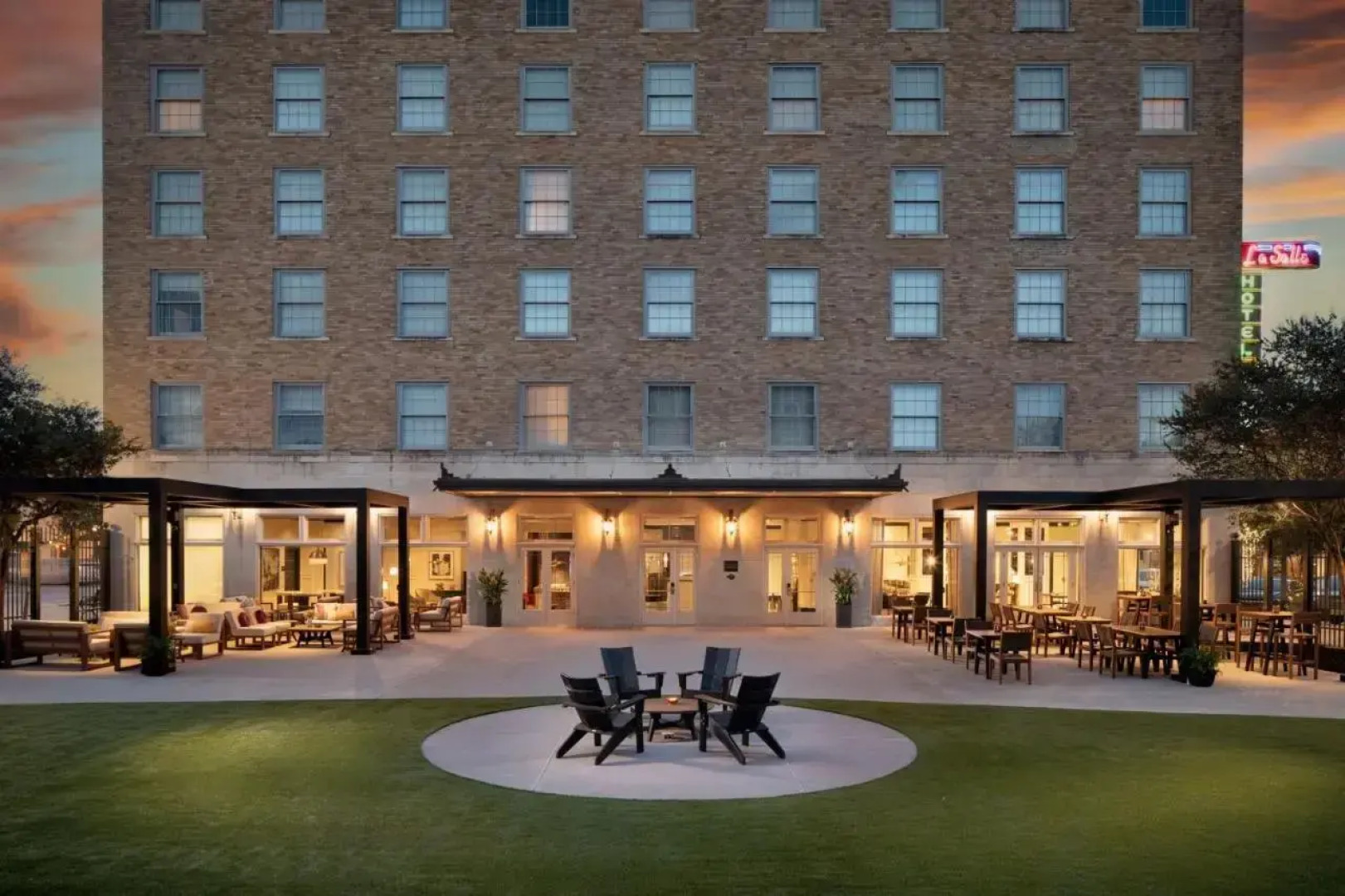 The Lasalle Hotel, Bryan College Station, A Tribute Portfolio Hotel