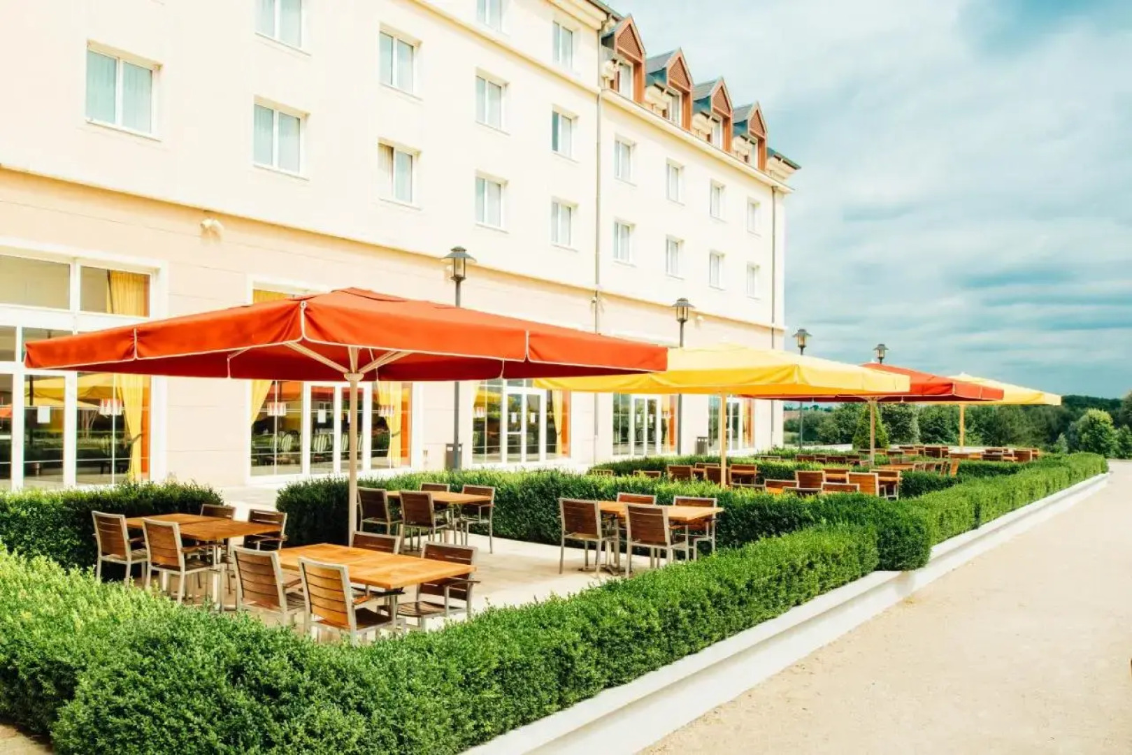 Отель Grand Magic