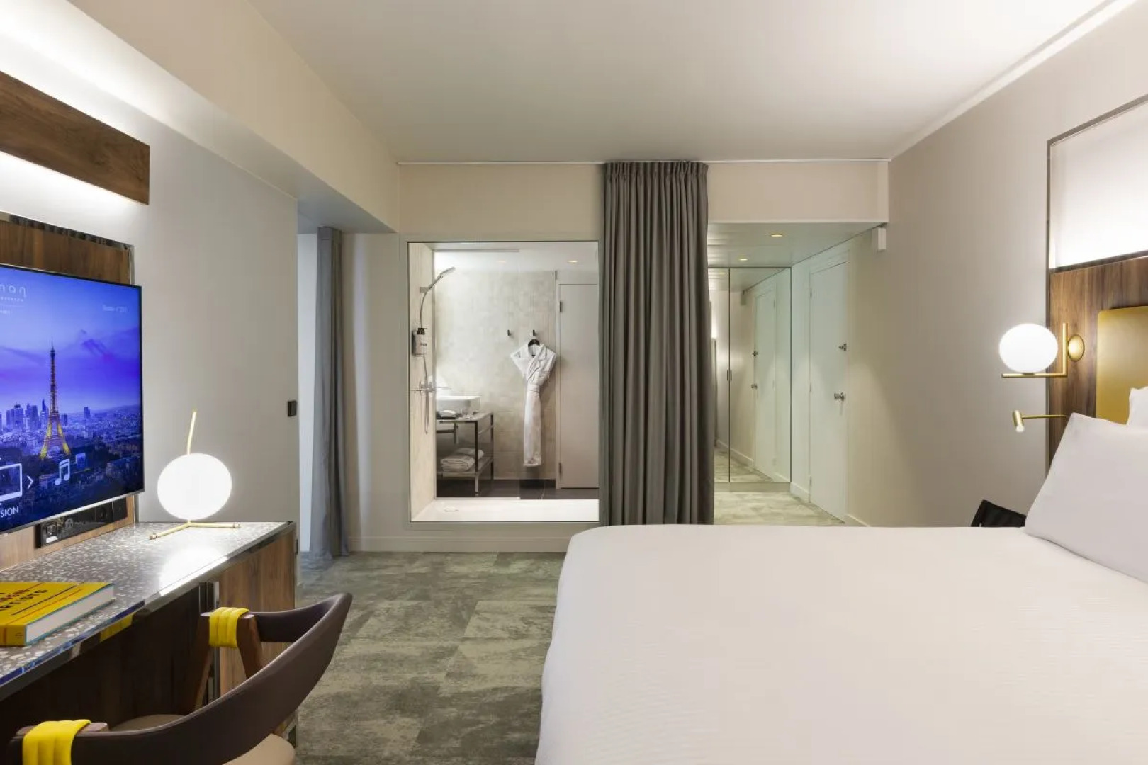 Pullman Paris Montparnasse Hotel