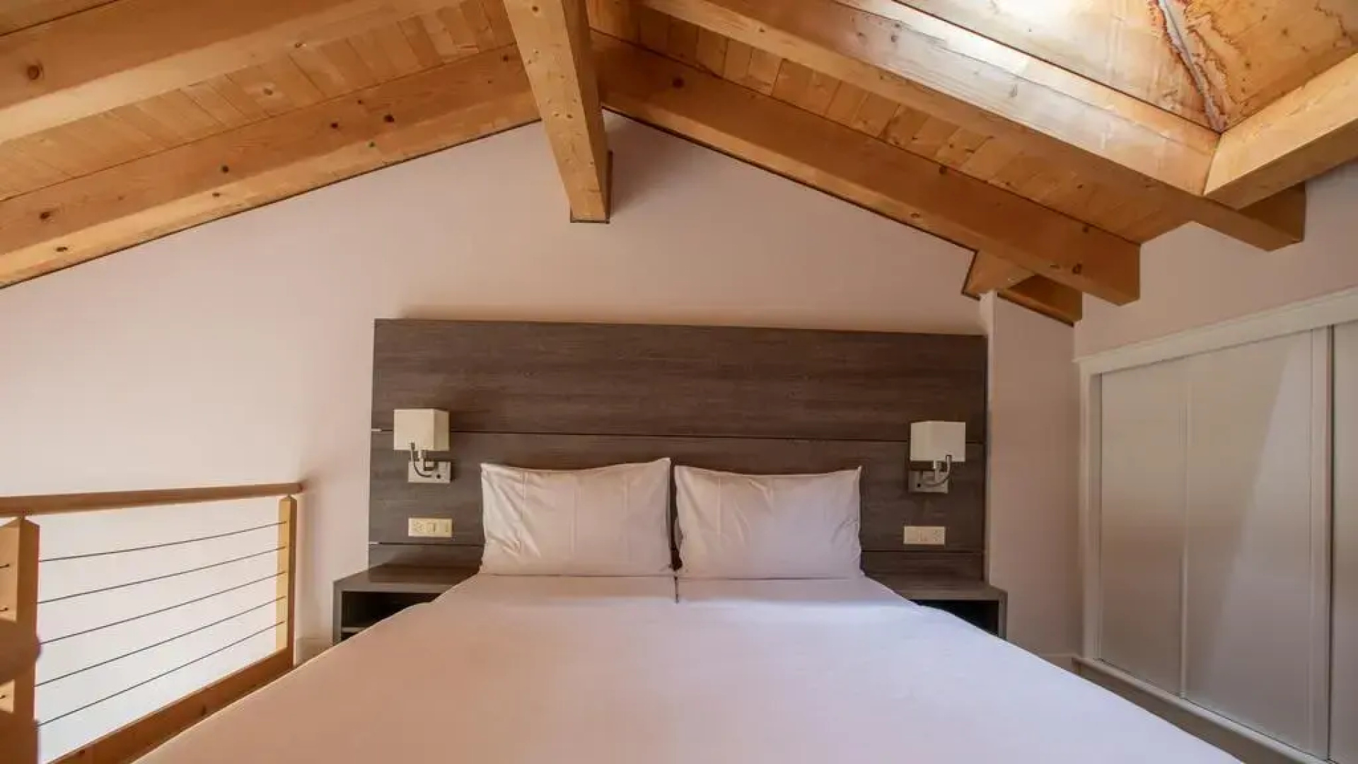 The Sun&Soul Panorama Pop-Up Hotel Solsana