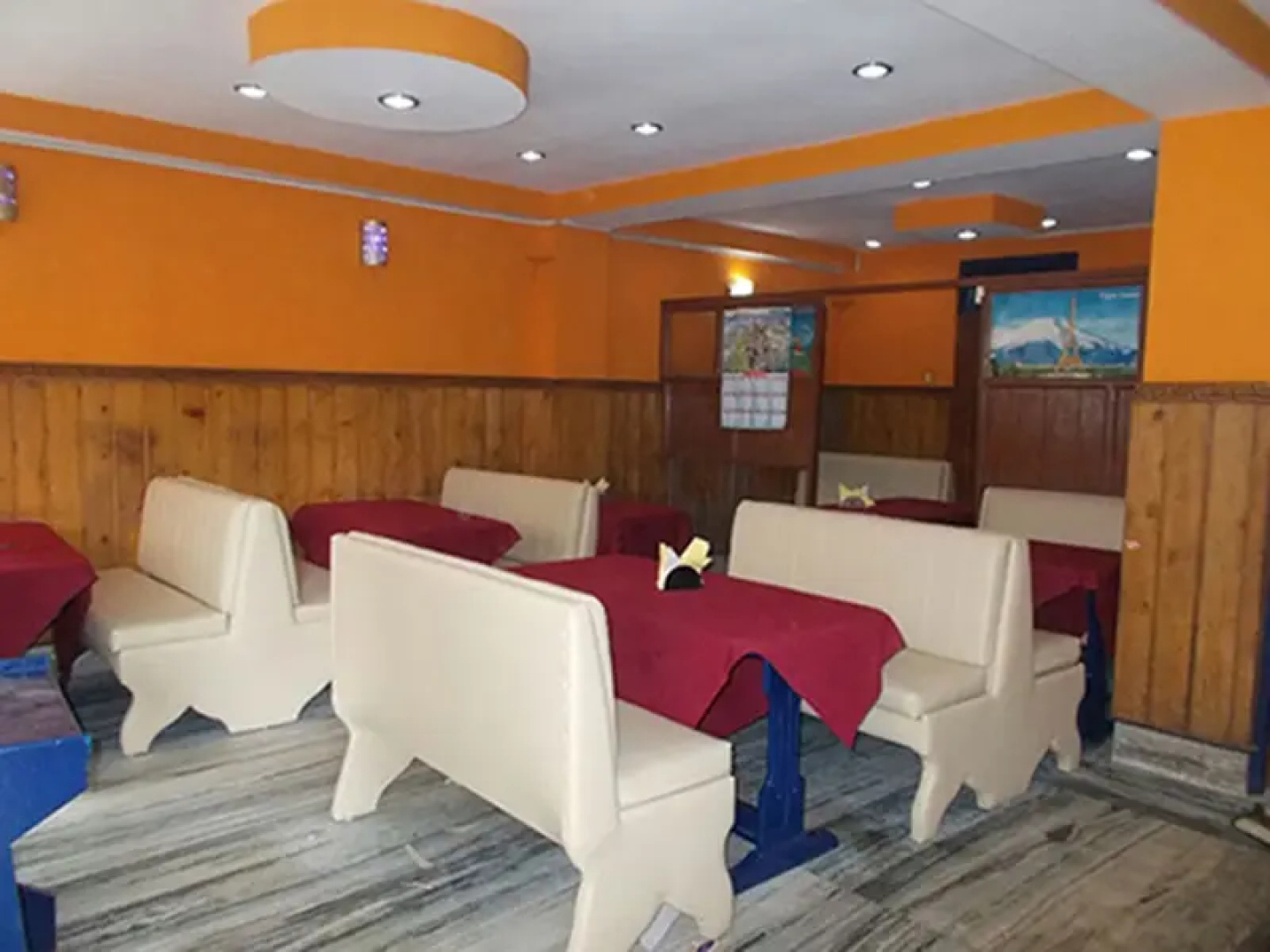 Hotel Snow Lion