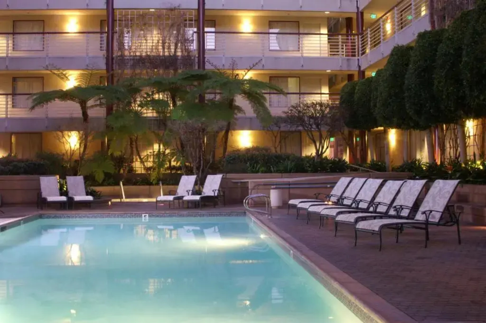 Cupertino Hotel
