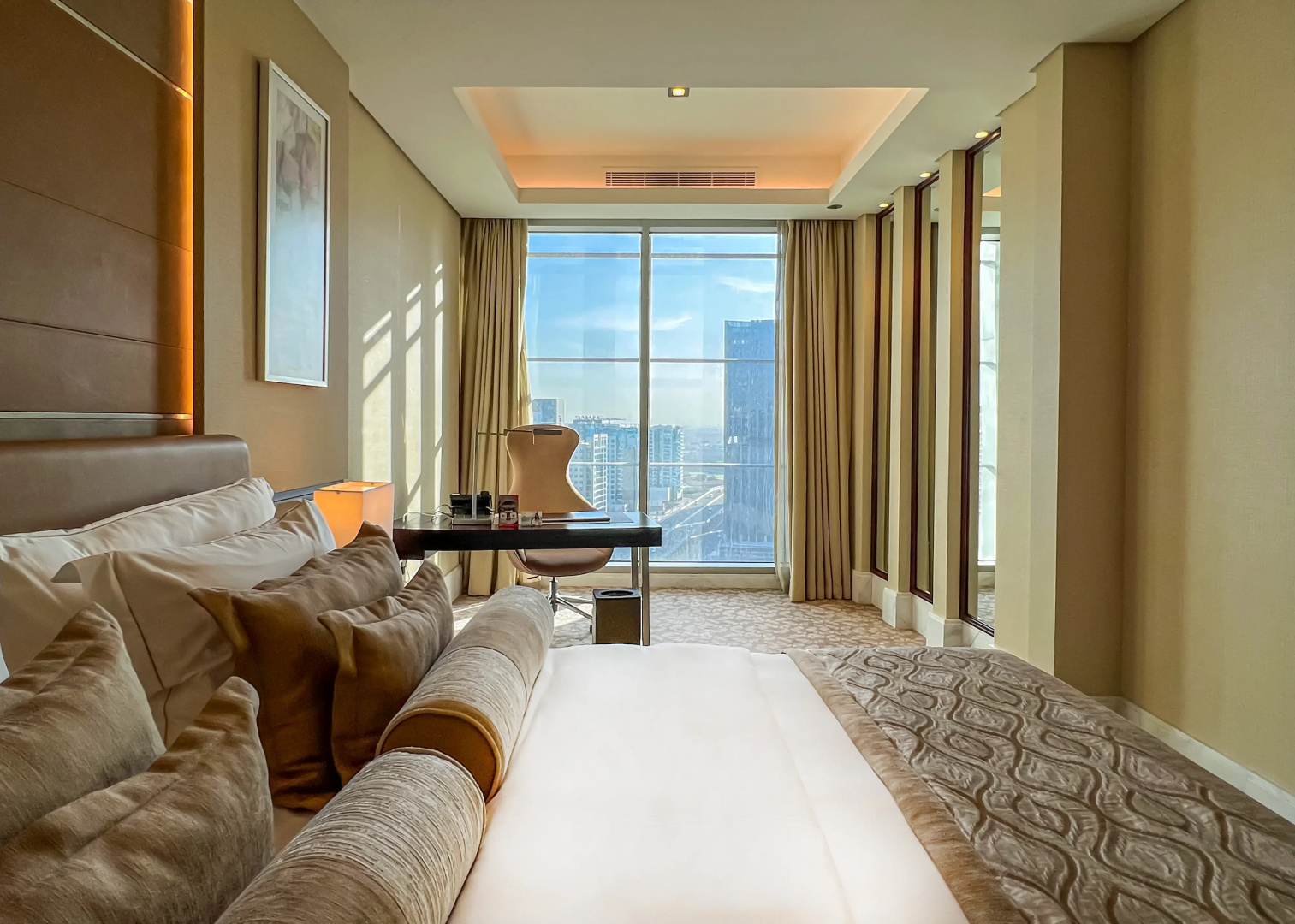 Renaissance Business Bay Hotel