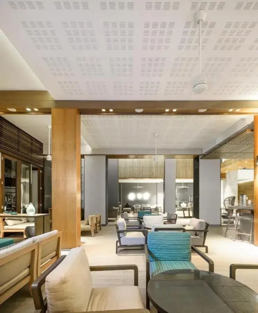 Eden Bleu Hotel