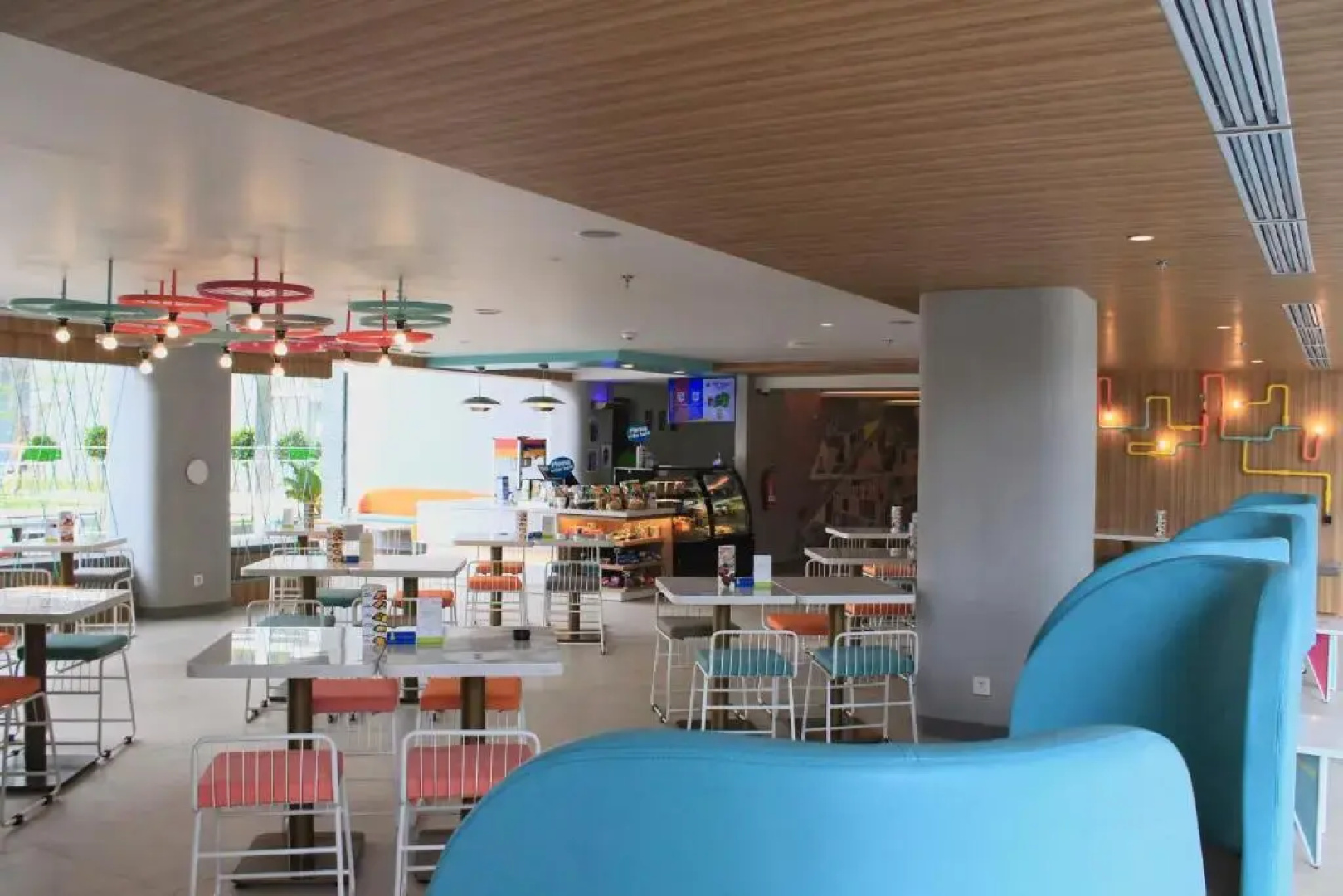 POP! Hotel Solo