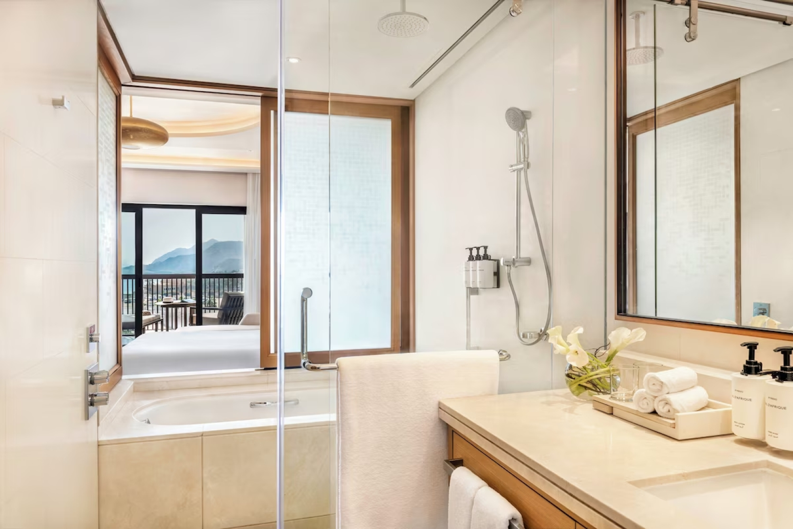 Курортный отель InterContinental Fujairah Resort by IHG