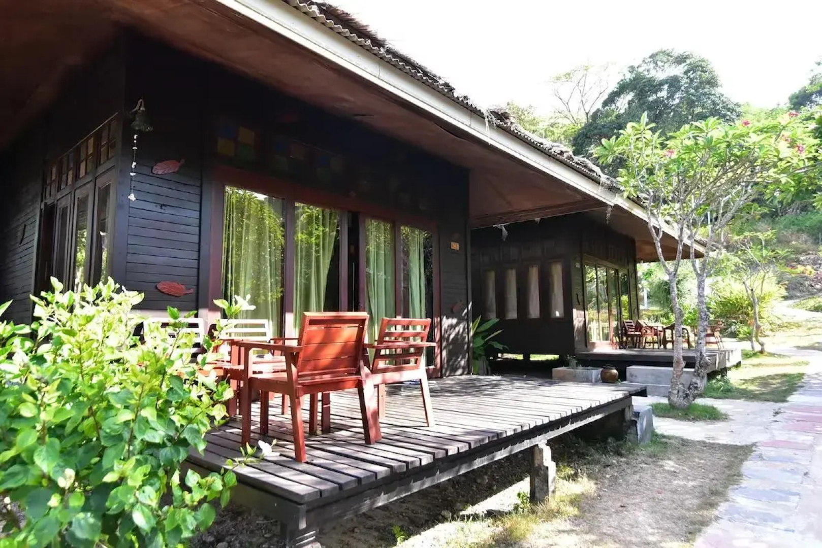 Отель Koh Ngai Thanya Beach Resort