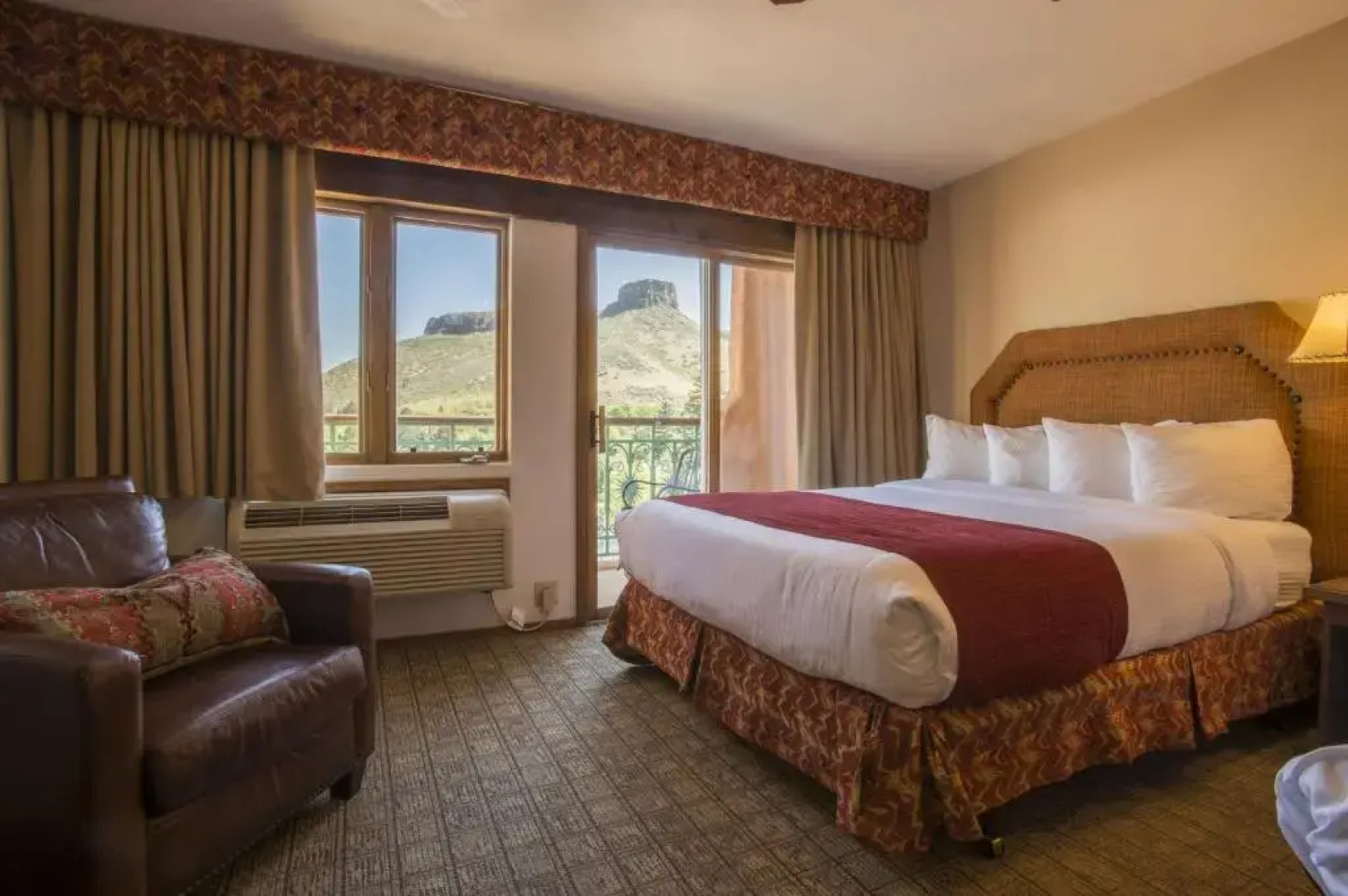 Table Mountain Inn