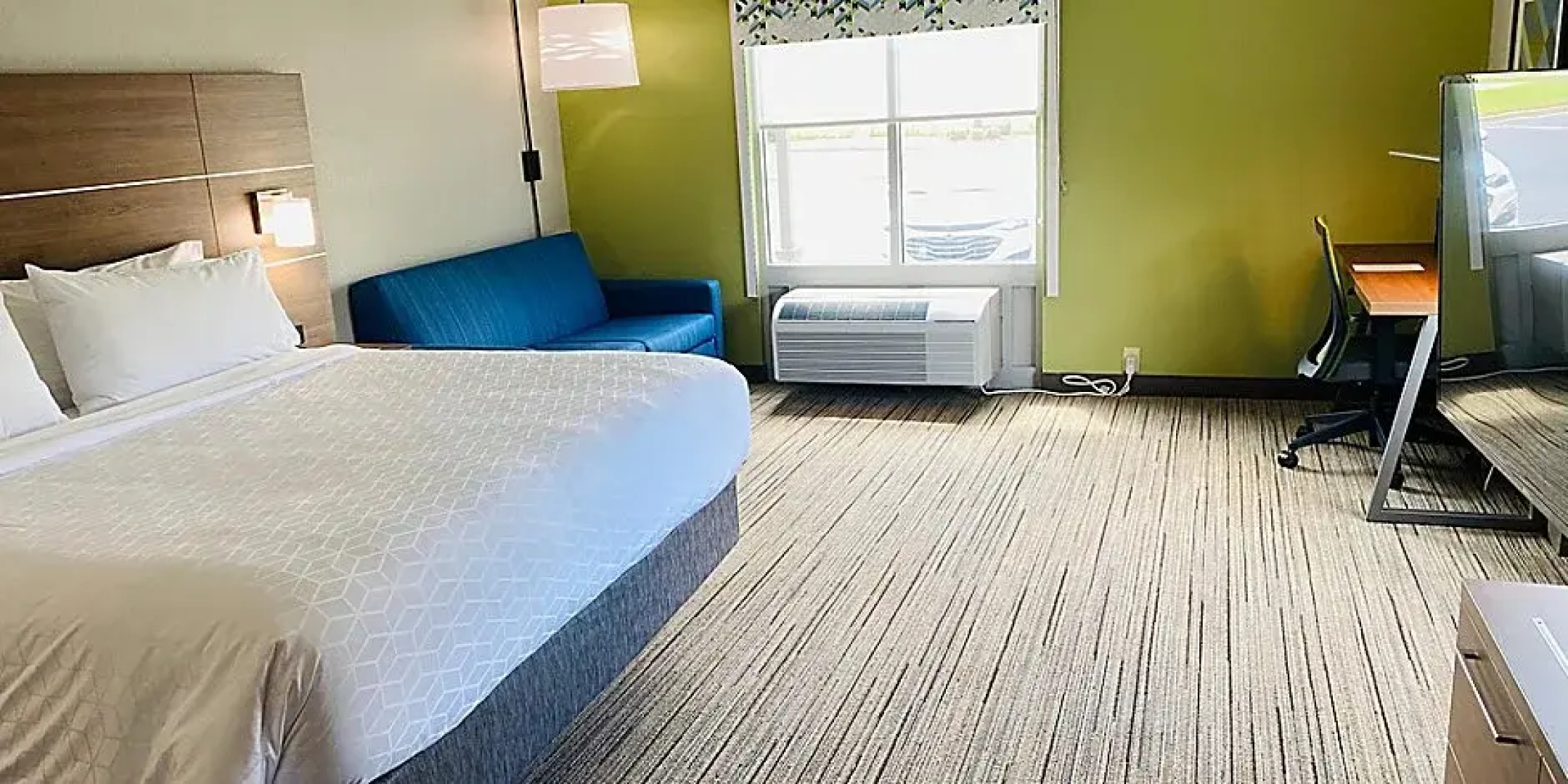 Plaza Inn and Suites