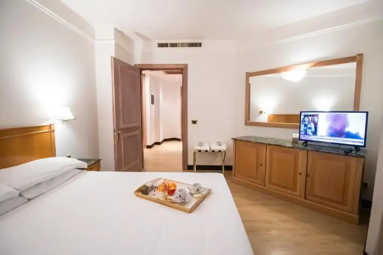 SHG Hotel De La Ville