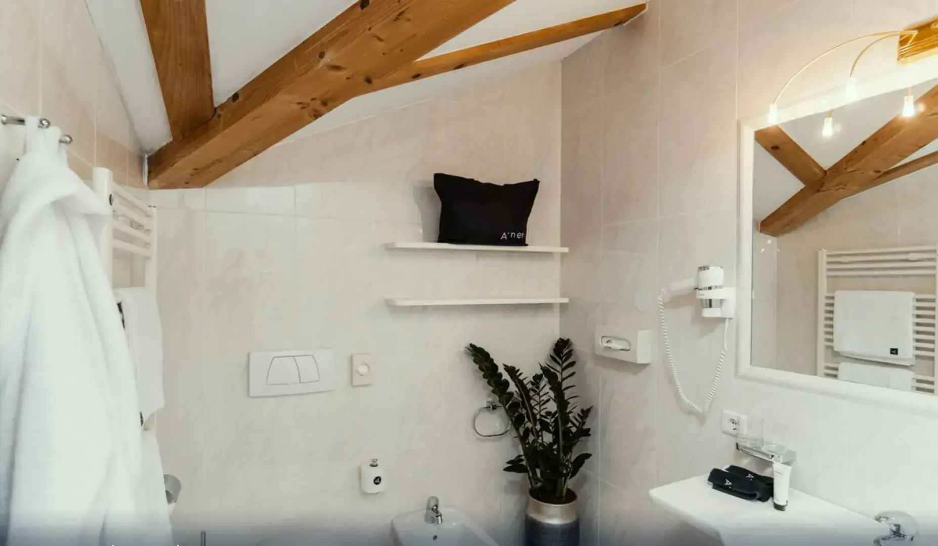 Anett Hotel