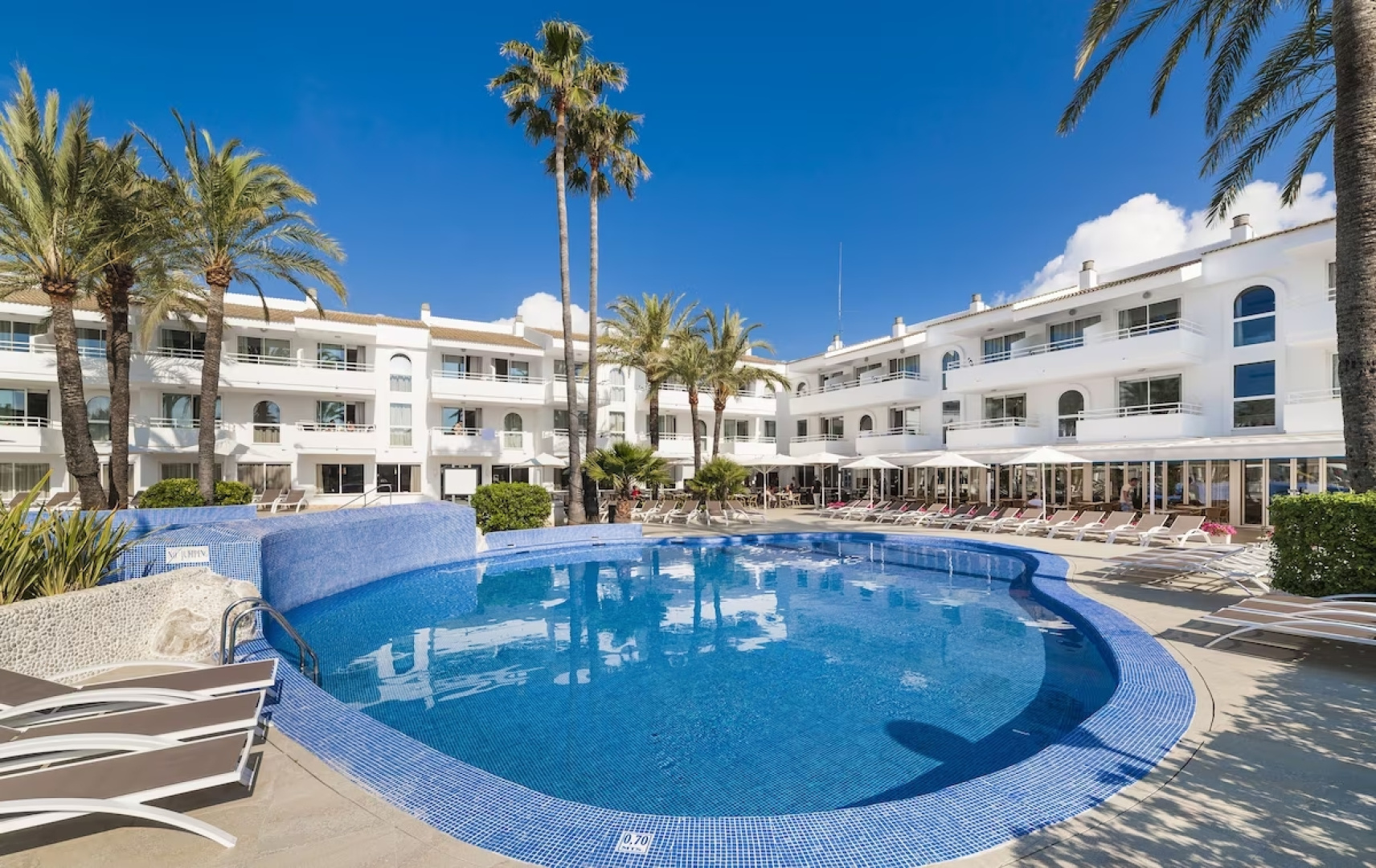 Hoposa Hotel & Apartments Villaconcha