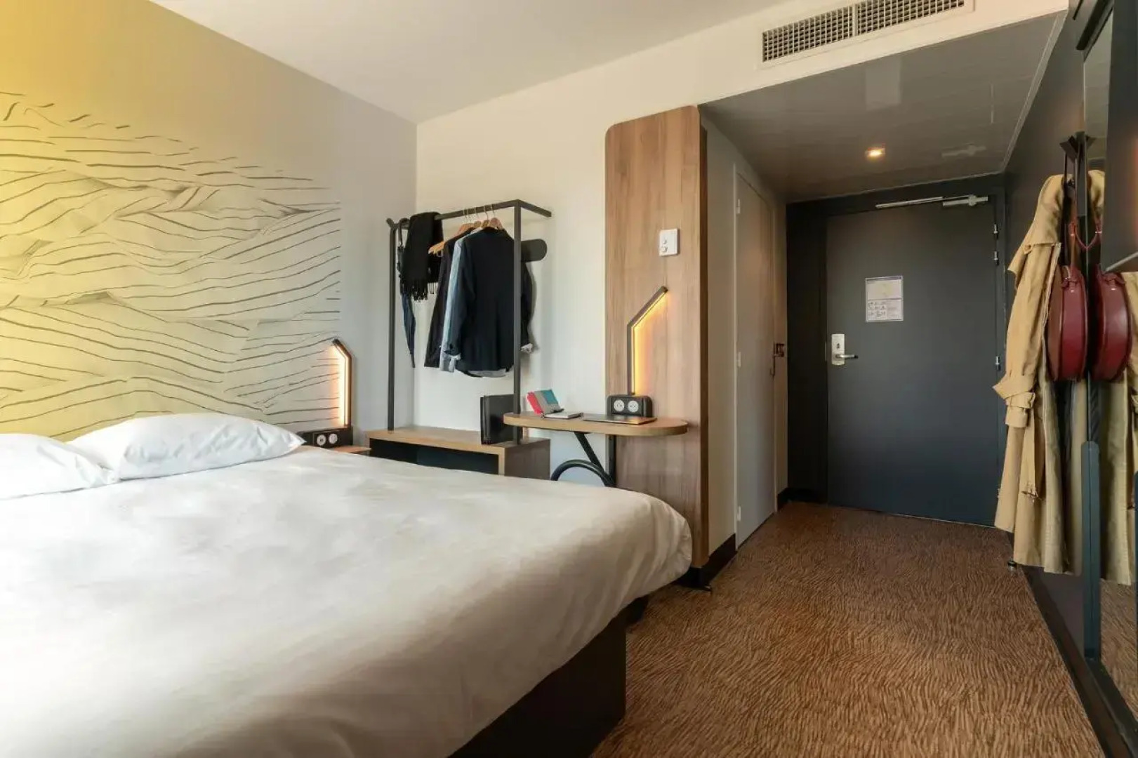 B&B HOTEL Poitiers Aéroport