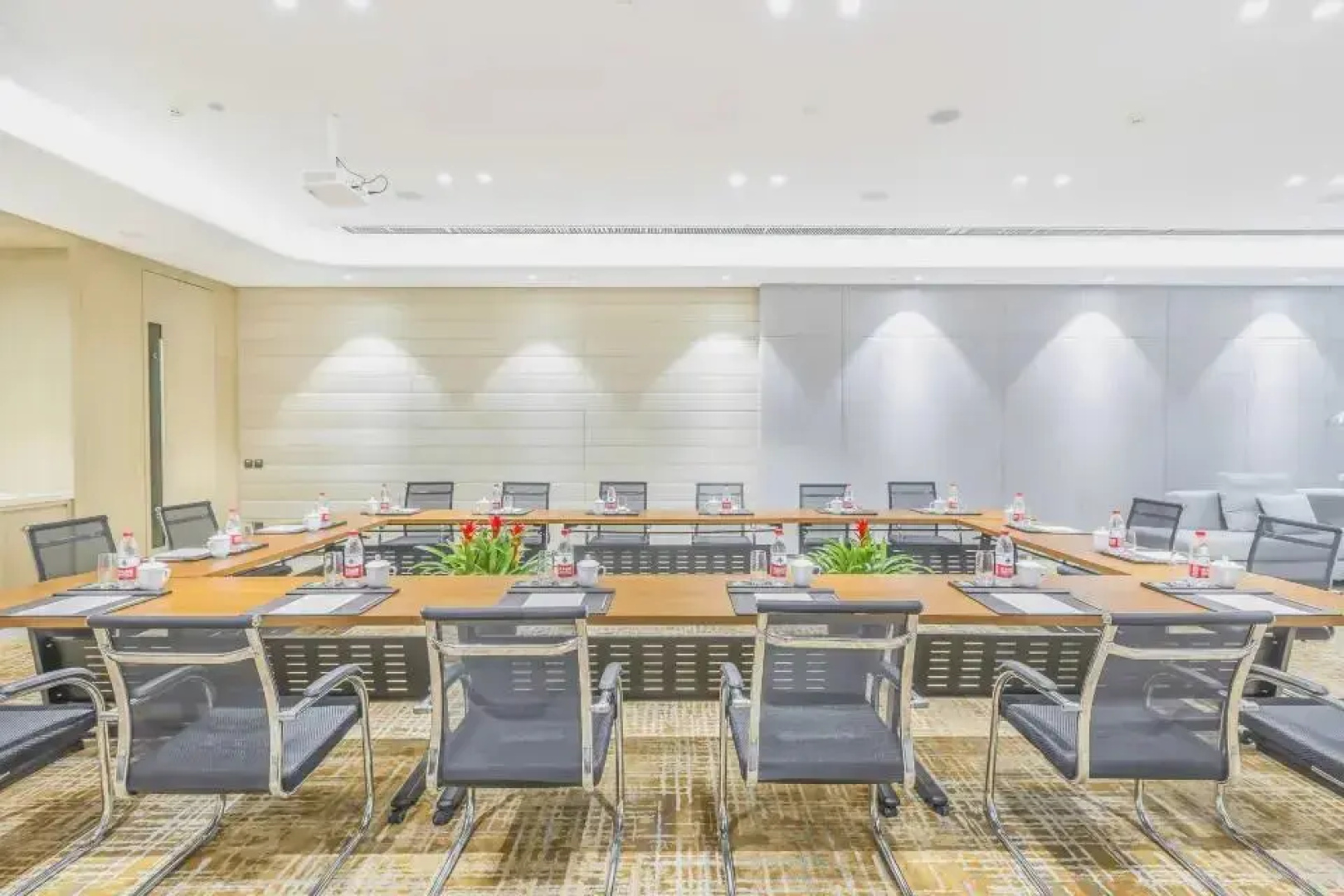 Tangshan Manhattan Hotel