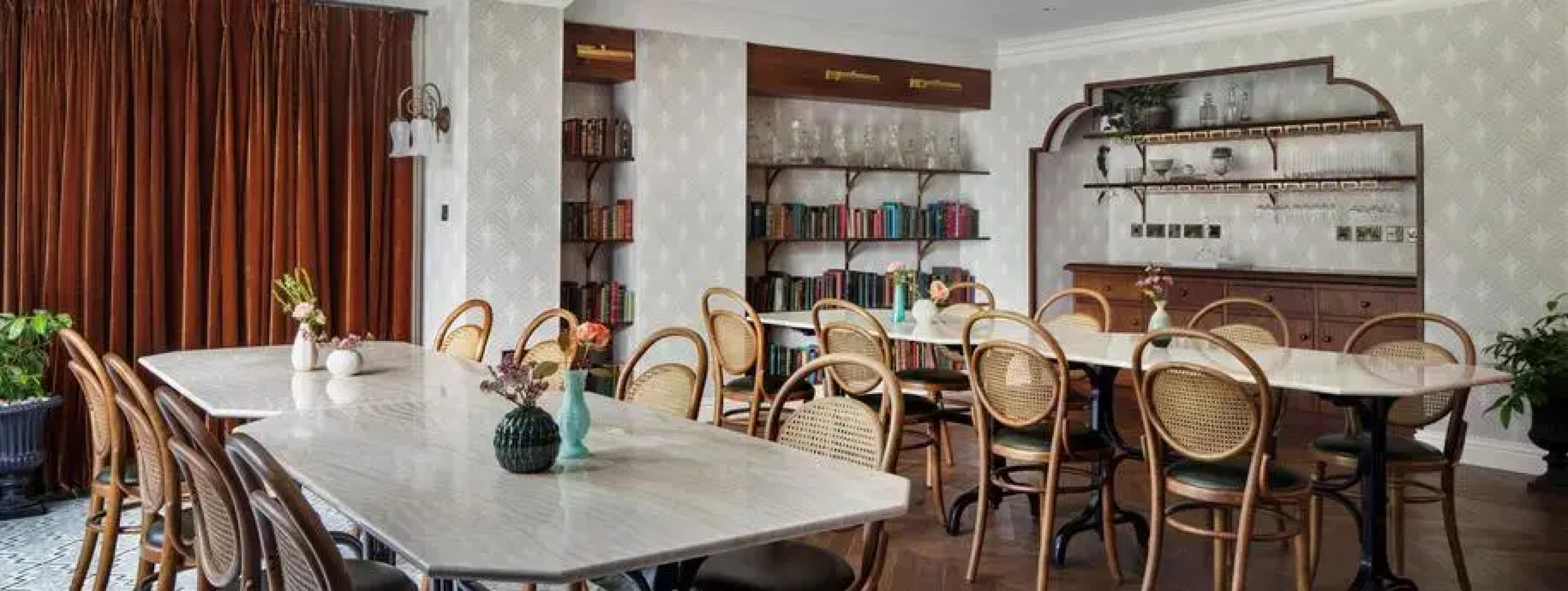 Отель Graduate by Hilton Cambridge