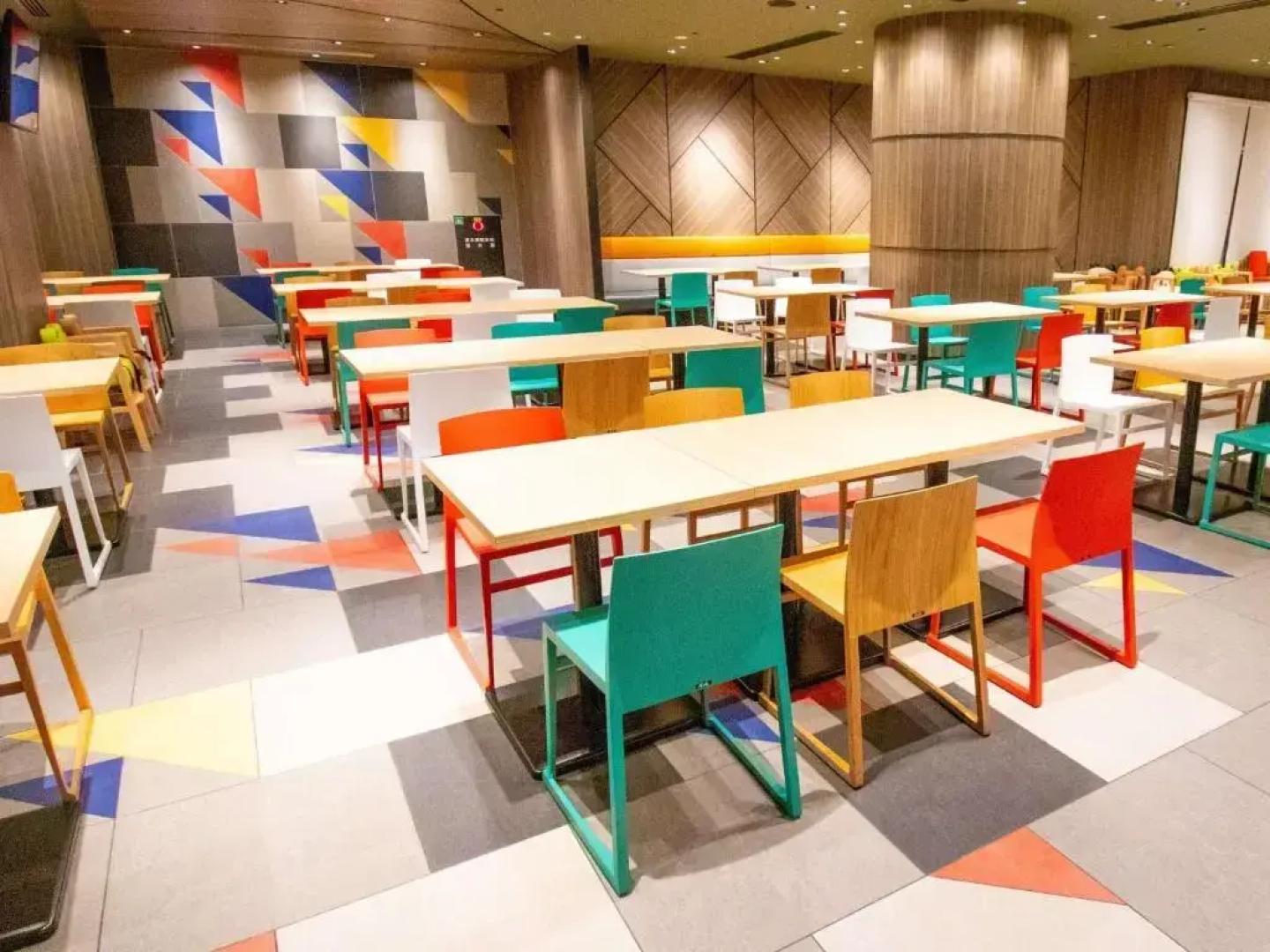 Ibis Styles Tokyo Bay