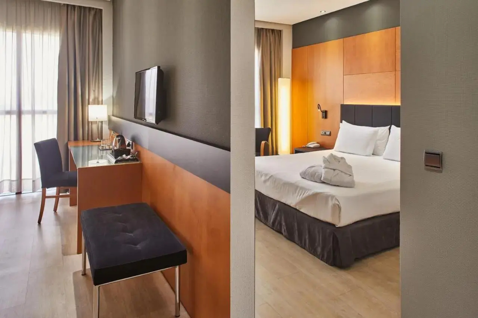 Отель Eurostars Puerta Madrid