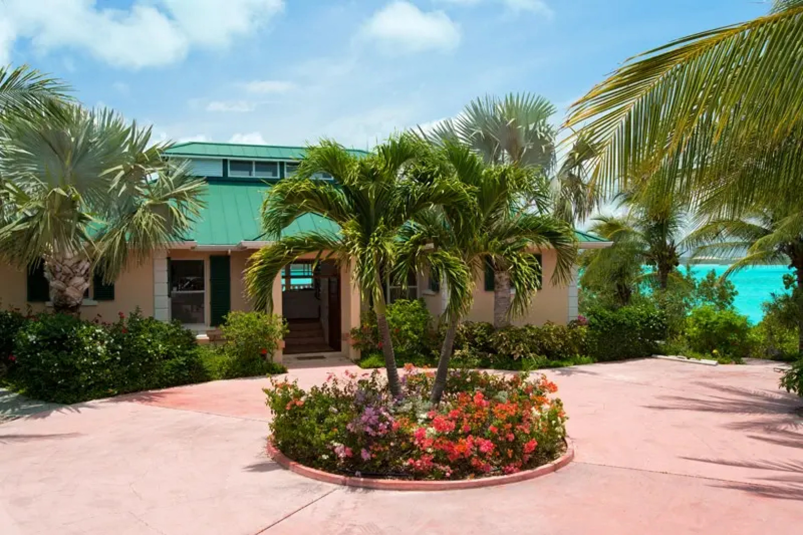 Emerald Shores Estate