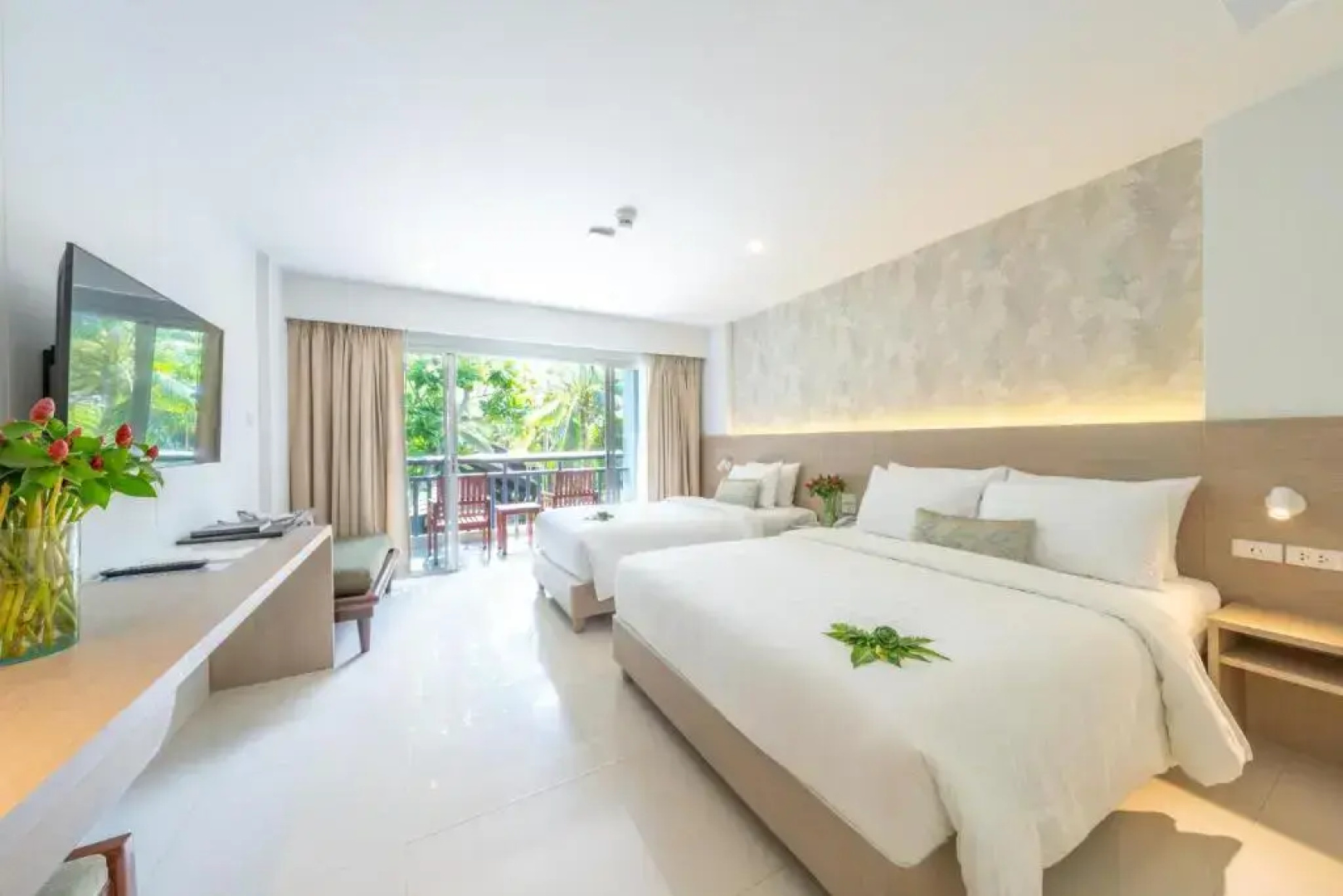 Курорт Peace Laguna Resort & Spa