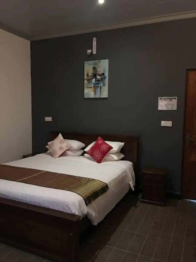 Equator Homestay