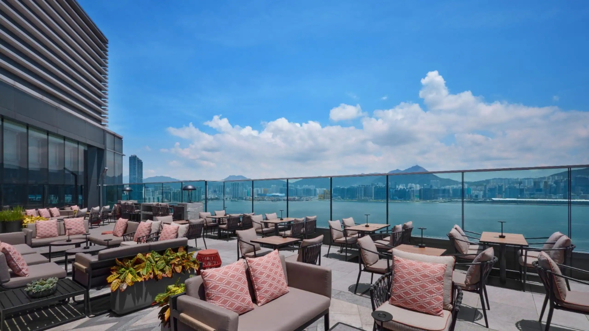 Hyatt Centric Victoria Harbour