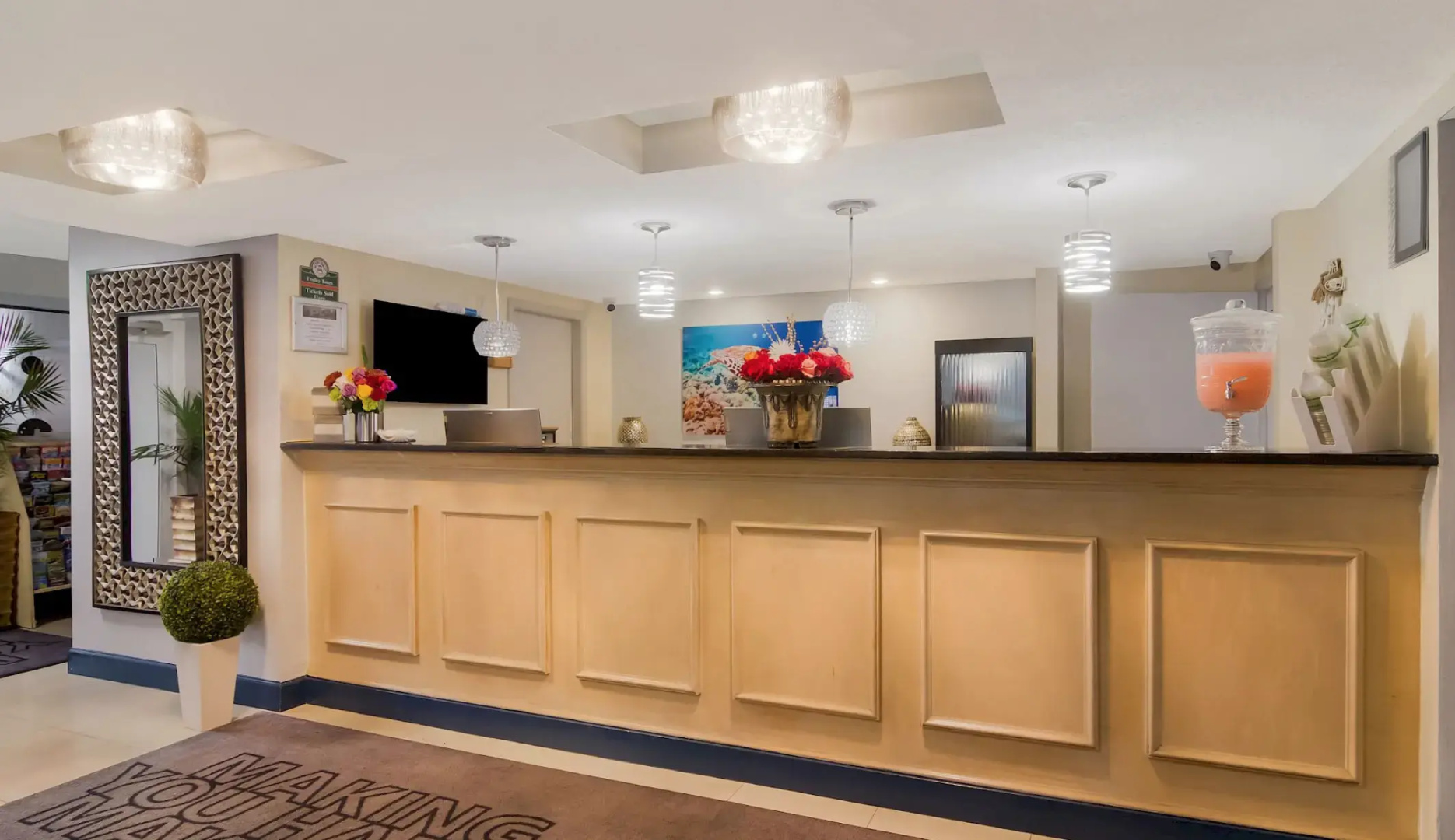 Ocean Sands Beach Boutique Inn - 1 Acre Private Beach